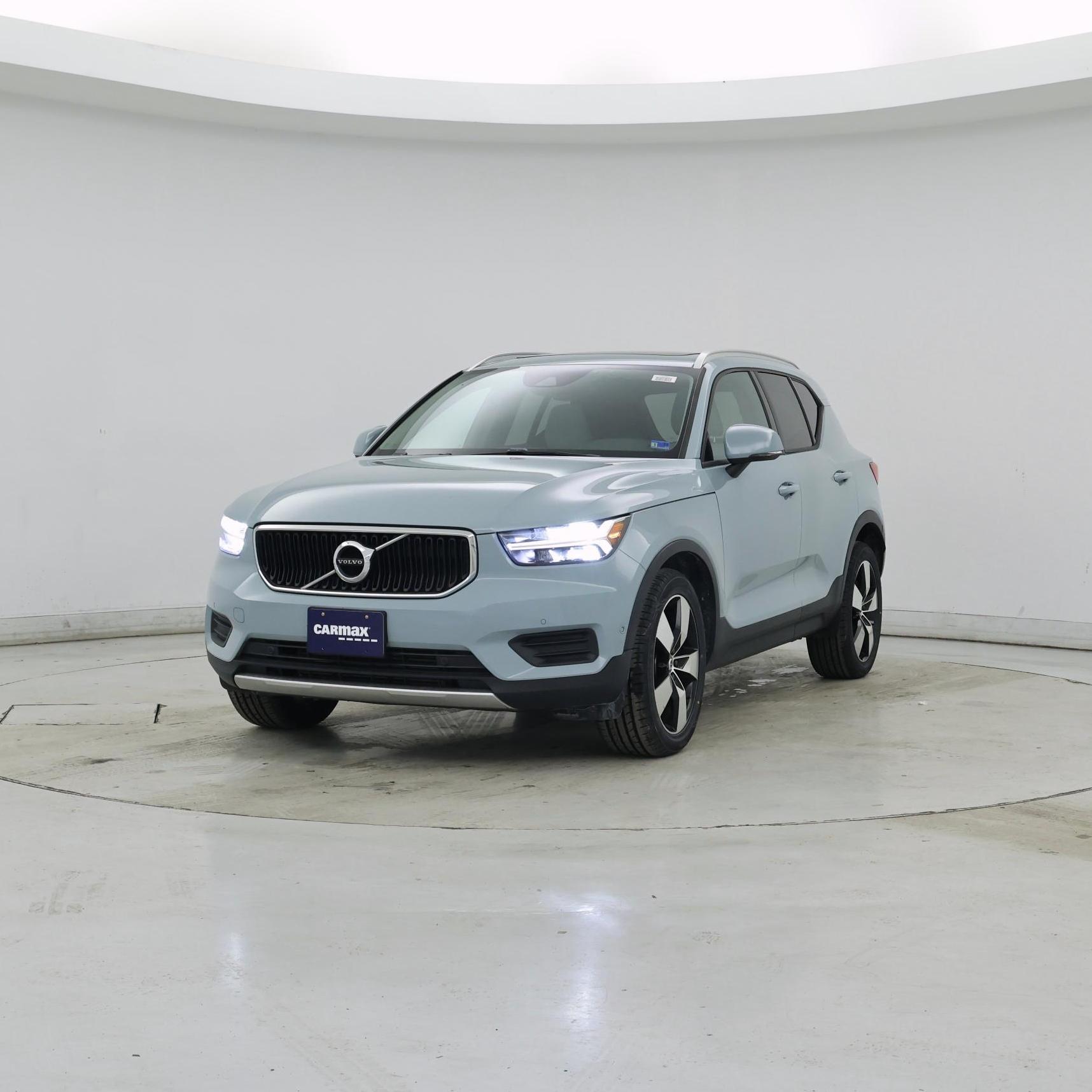 Thumbnail: 2019 Volvo XC40 - 4