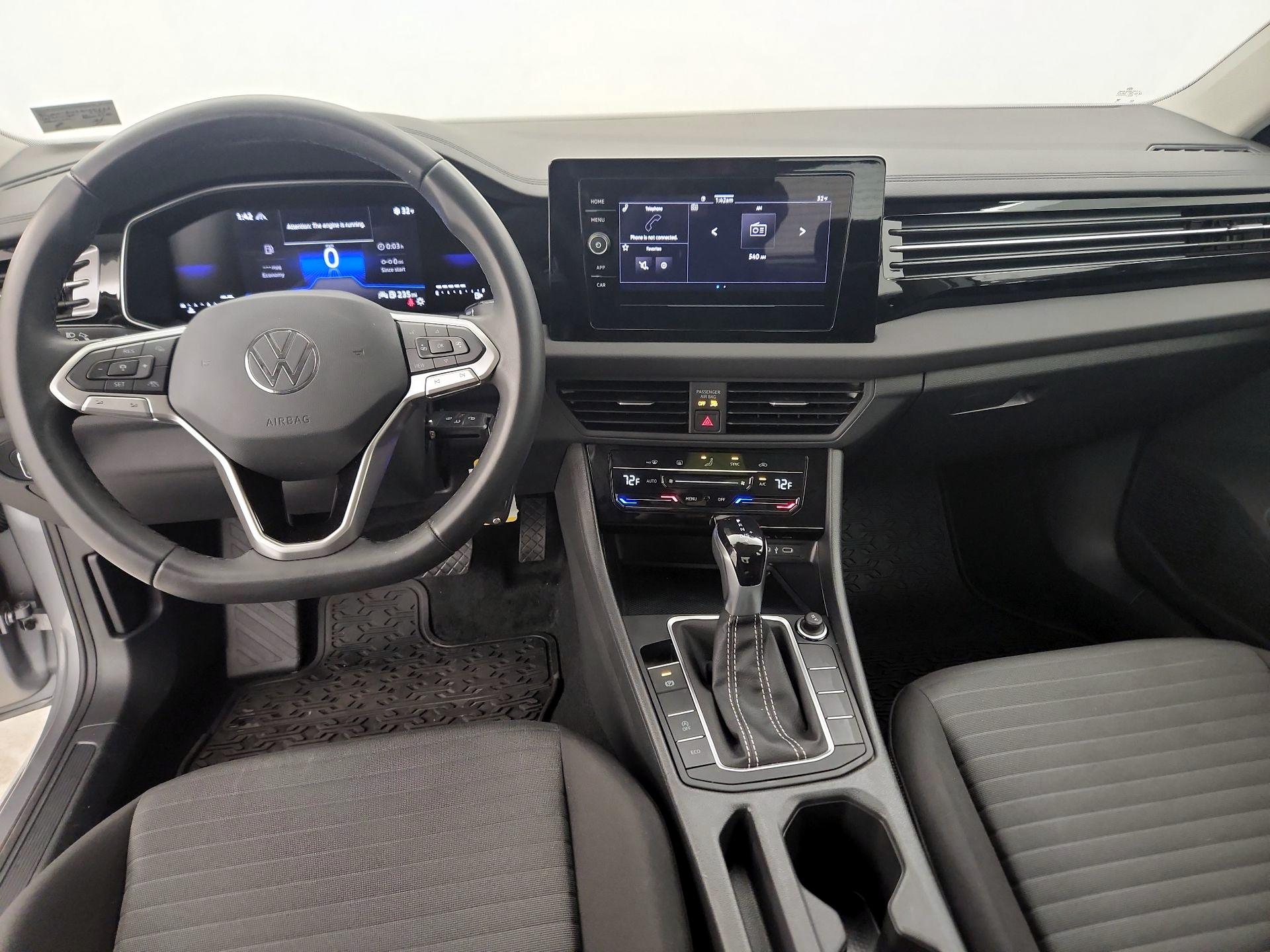 Thumbnail: 2025 Volkswagen Jetta - 9