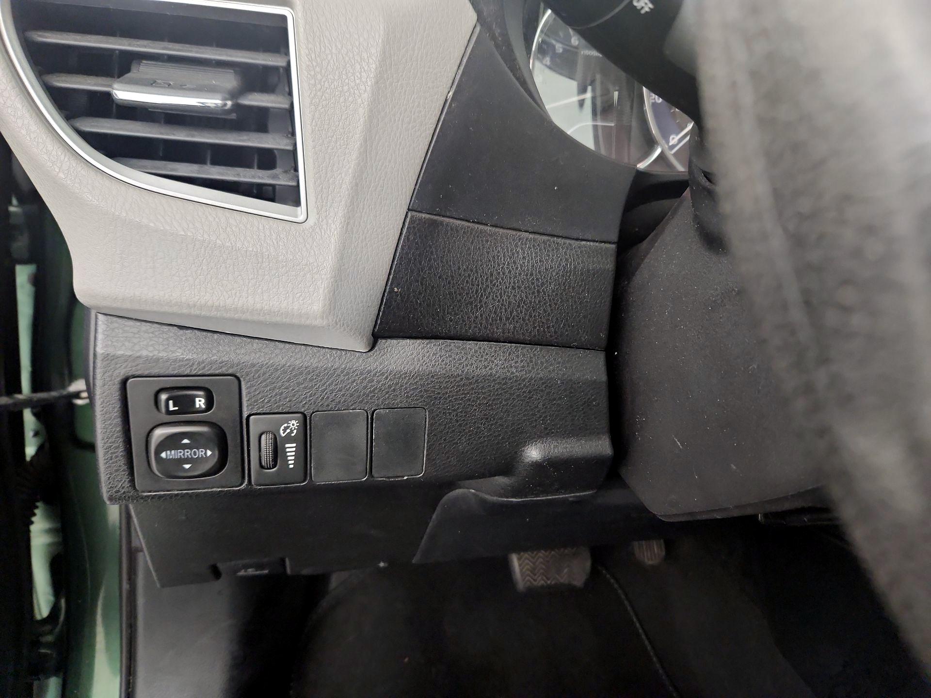 Thumbnail: 2016 Toyota Corolla - 13