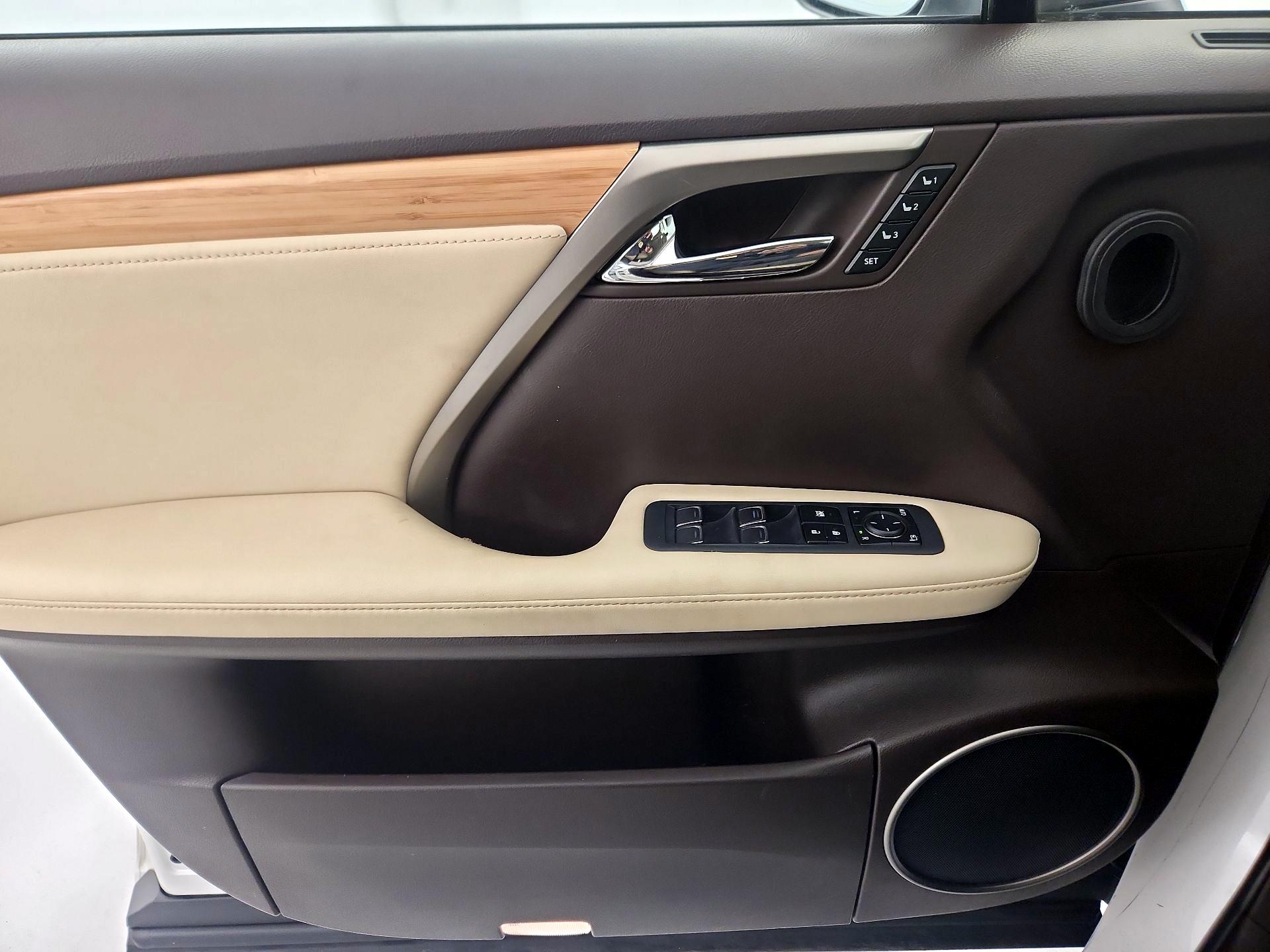 Thumbnail: 2020 Lexus RX - 12