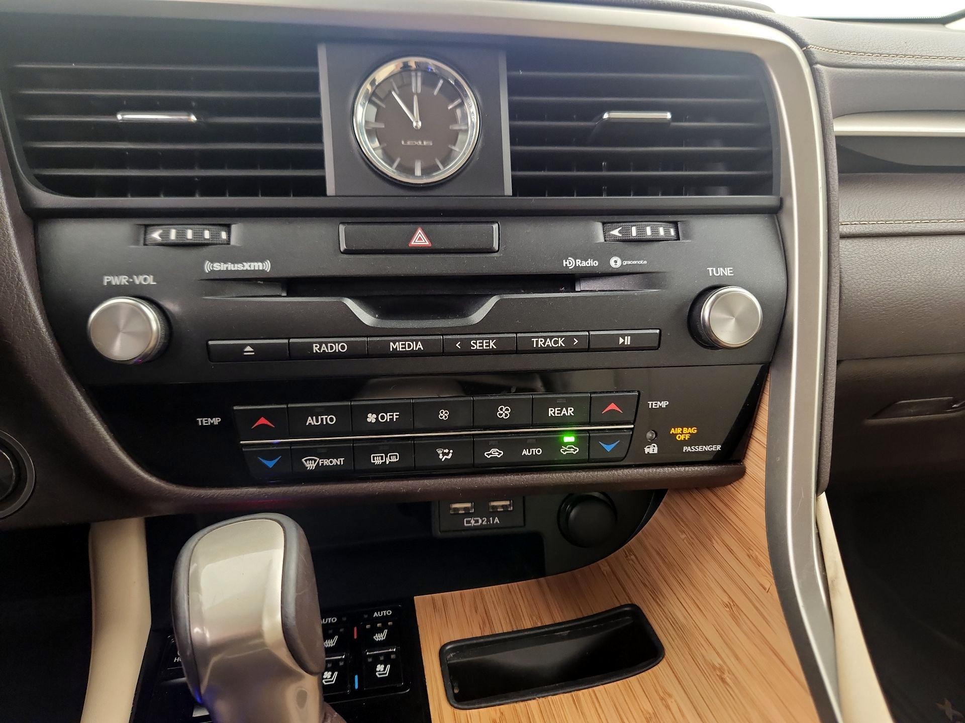 Thumbnail: 2020 Lexus RX - 17