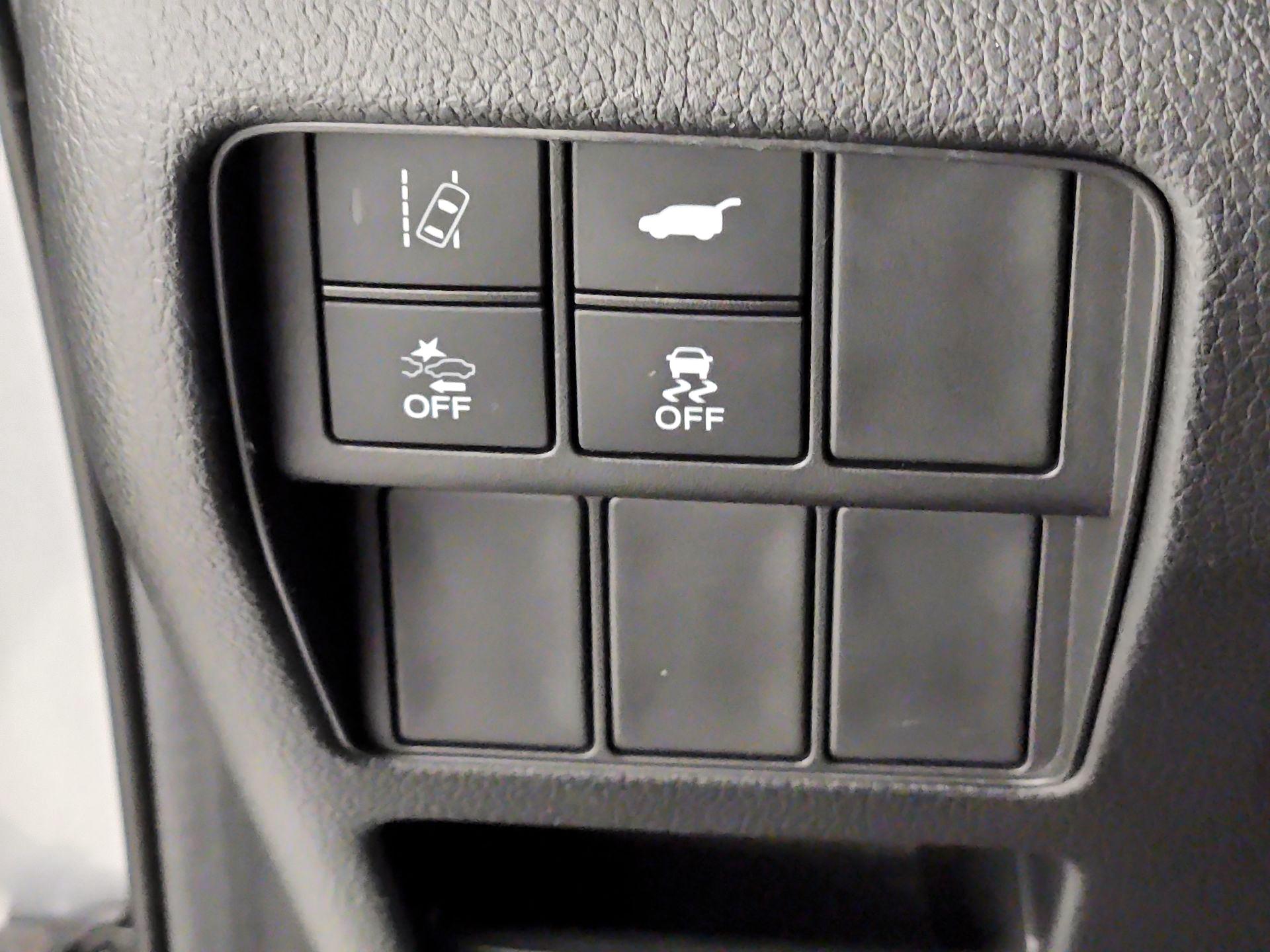 Thumbnail: 2017 Honda CR-V - 13