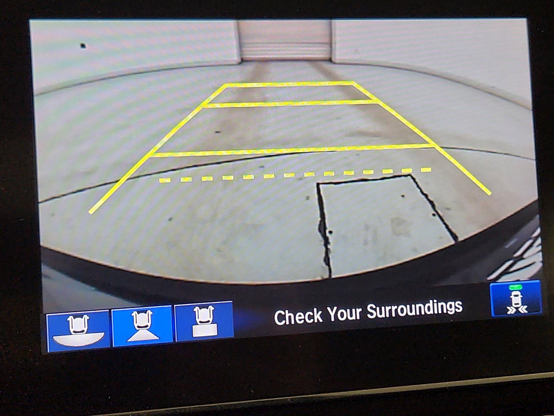 Thumbnail: 2017 Honda CR-V - 14