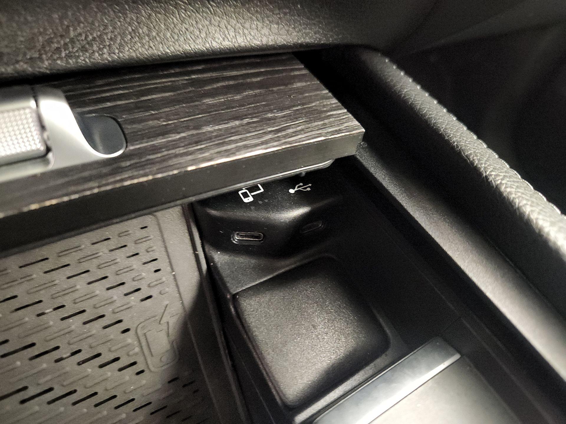 Thumbnail: 2021 Mercedes-Benz GLE - 19