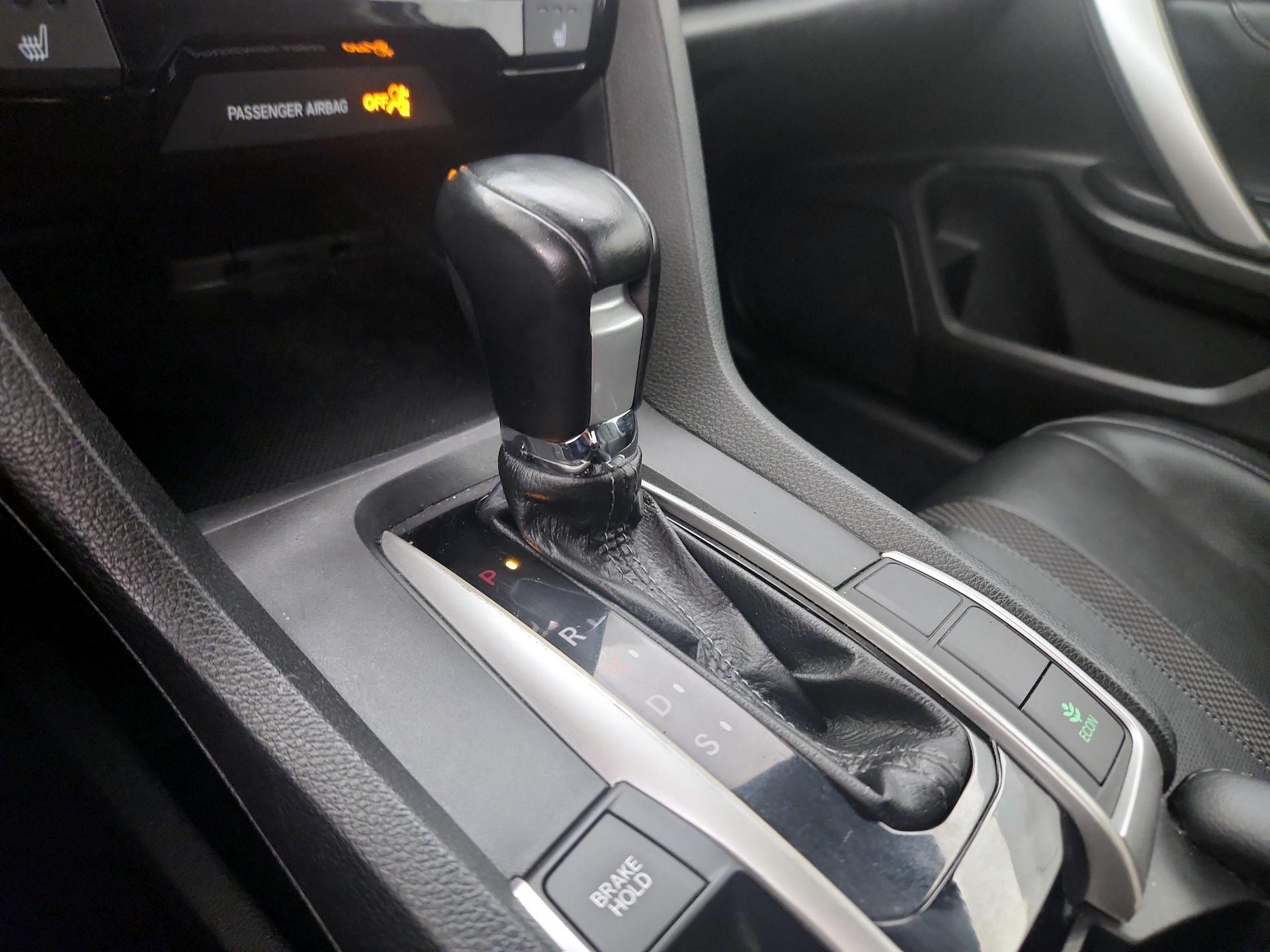 Thumbnail: 2019 Honda Civic - 17