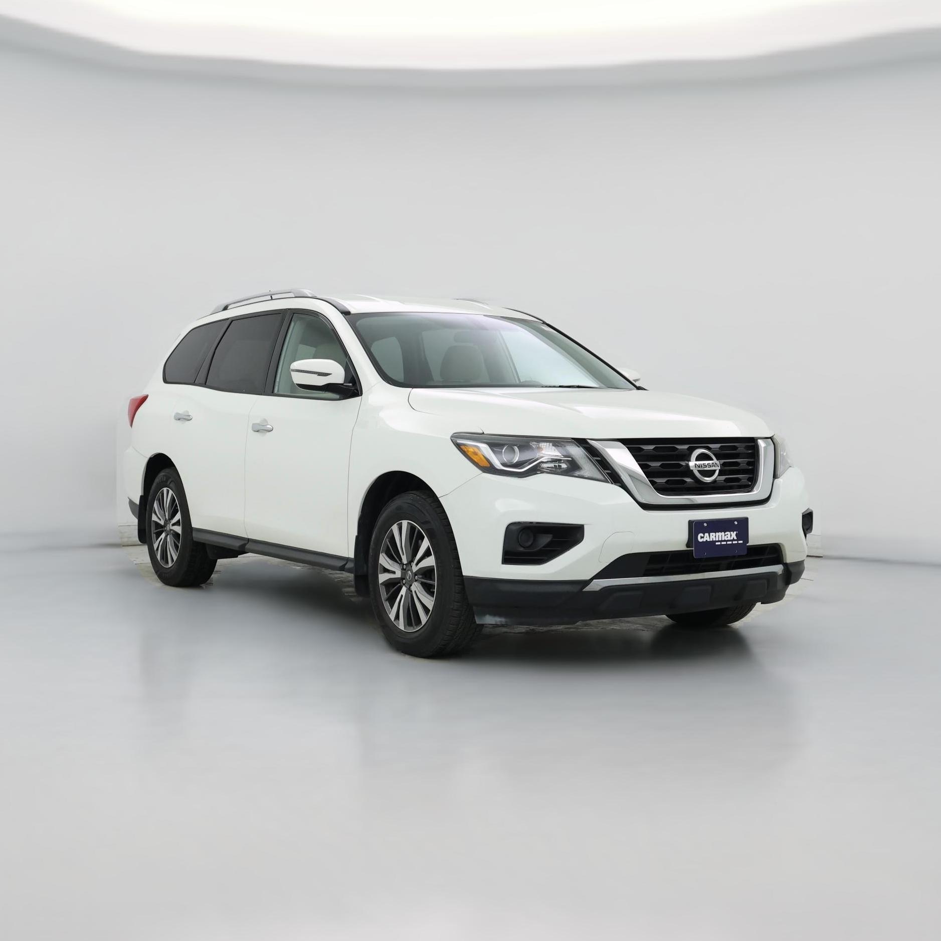 Thumbnail: 2017 Nissan Pathfinder - 1