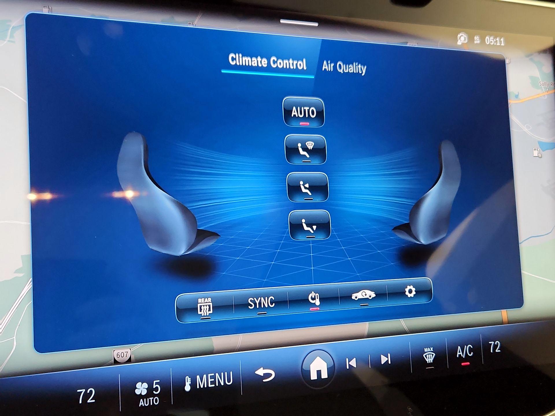 Thumbnail: 2024 Mercedes-Benz E-Class - 17