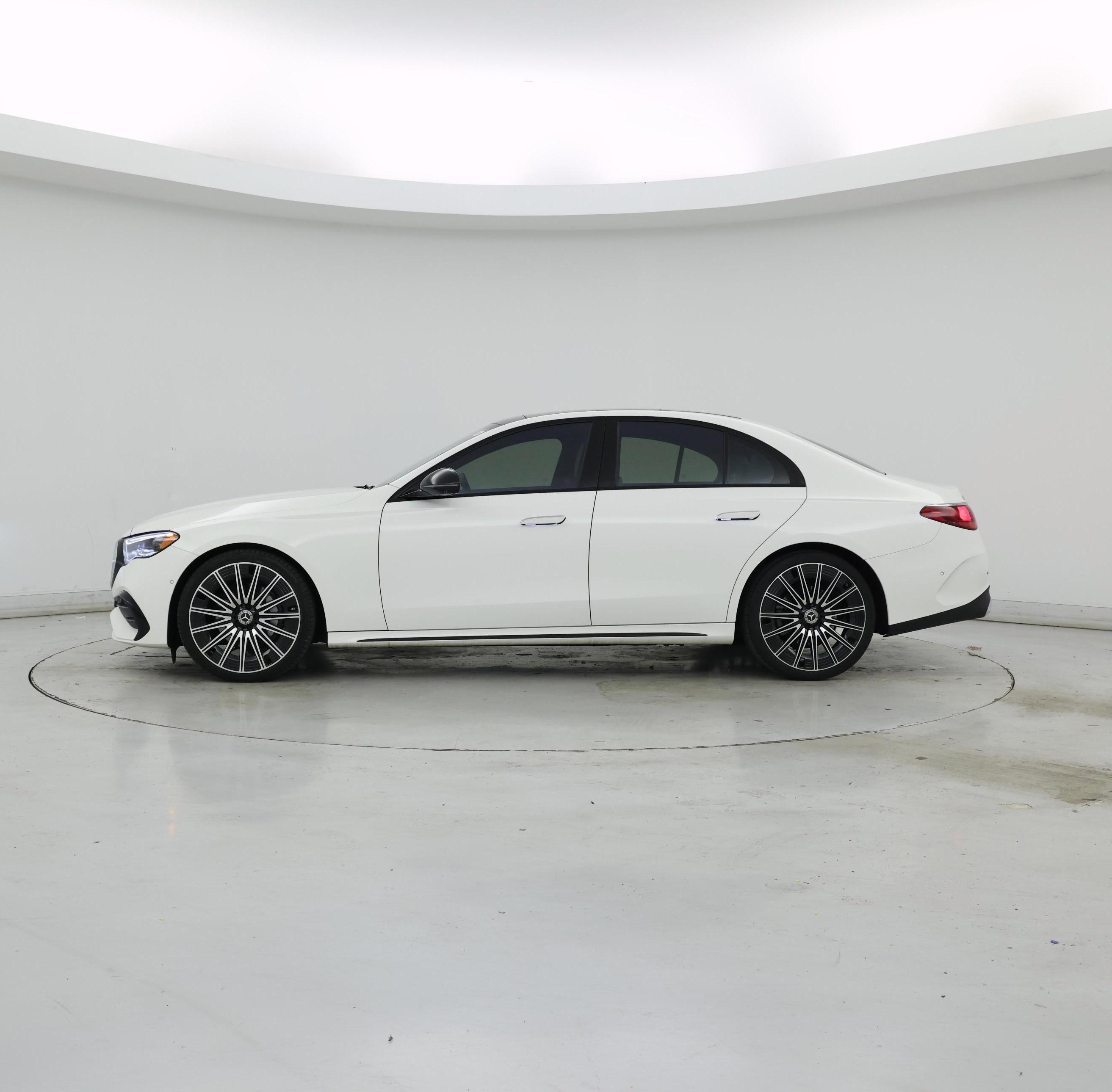 Thumbnail: 2024 Mercedes-Benz E-Class - 3