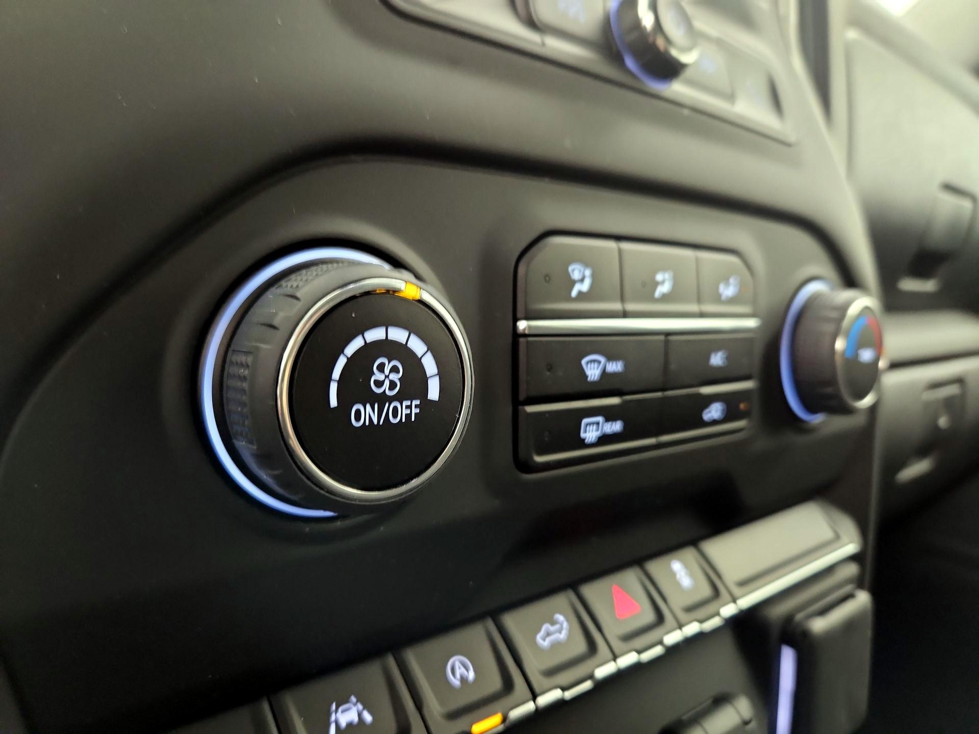 Thumbnail: 2025 Chevrolet Silverado 1500 - 16