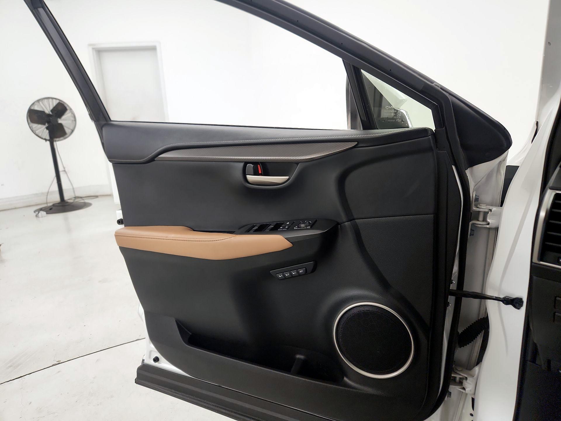 Thumbnail: 2016 Lexus NX - 12