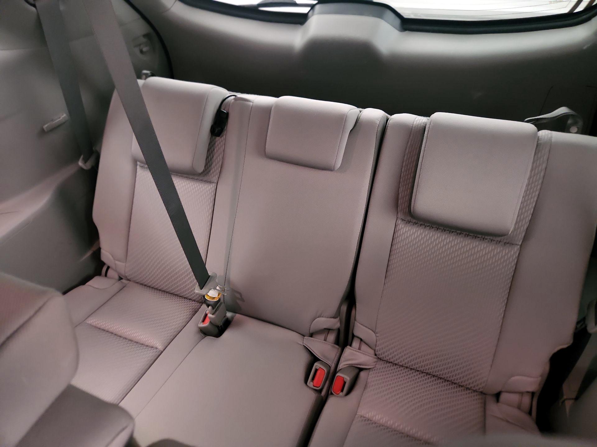 Thumbnail: 2019 Toyota Highlander - 19