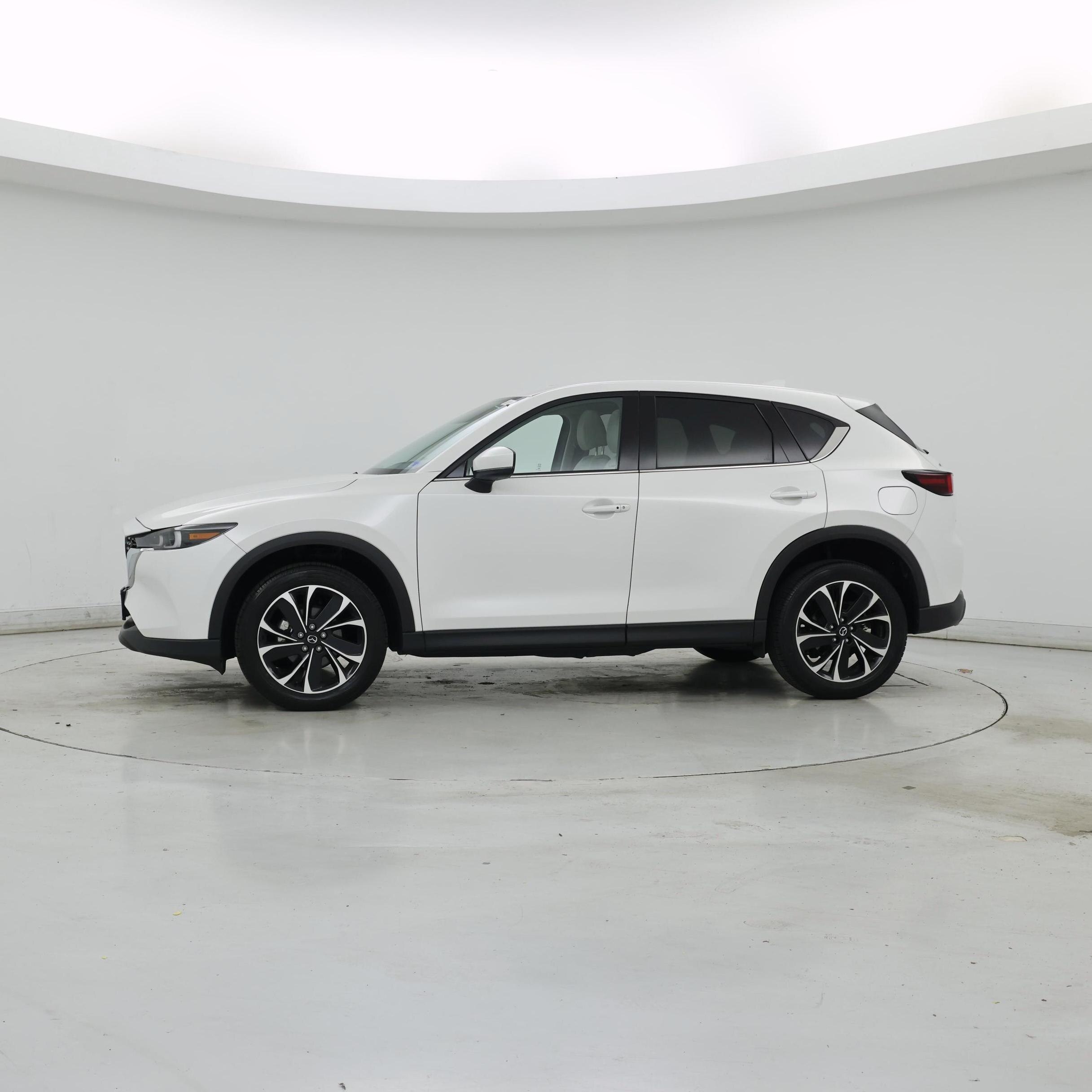 Thumbnail: 2023 Mazda CX-5 - 3