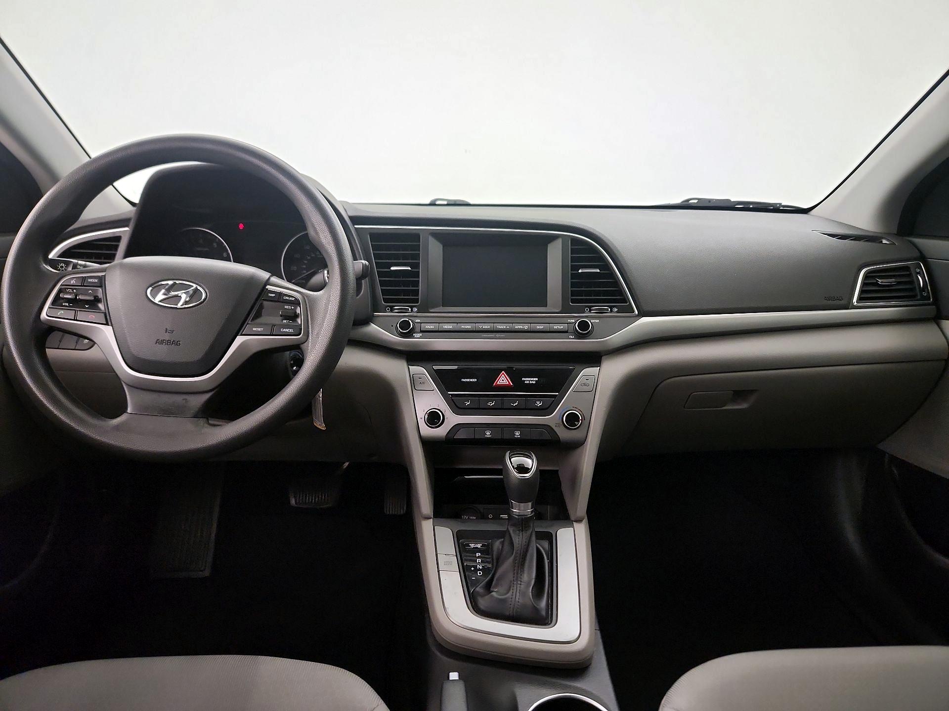 Thumbnail: 2017 Hyundai Elantra - 9