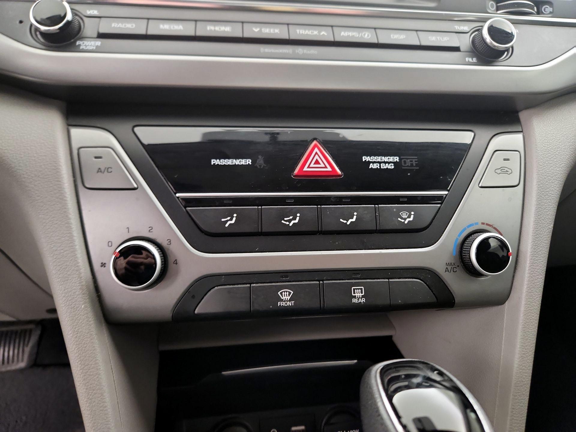 Thumbnail: 2017 Hyundai Elantra - 16