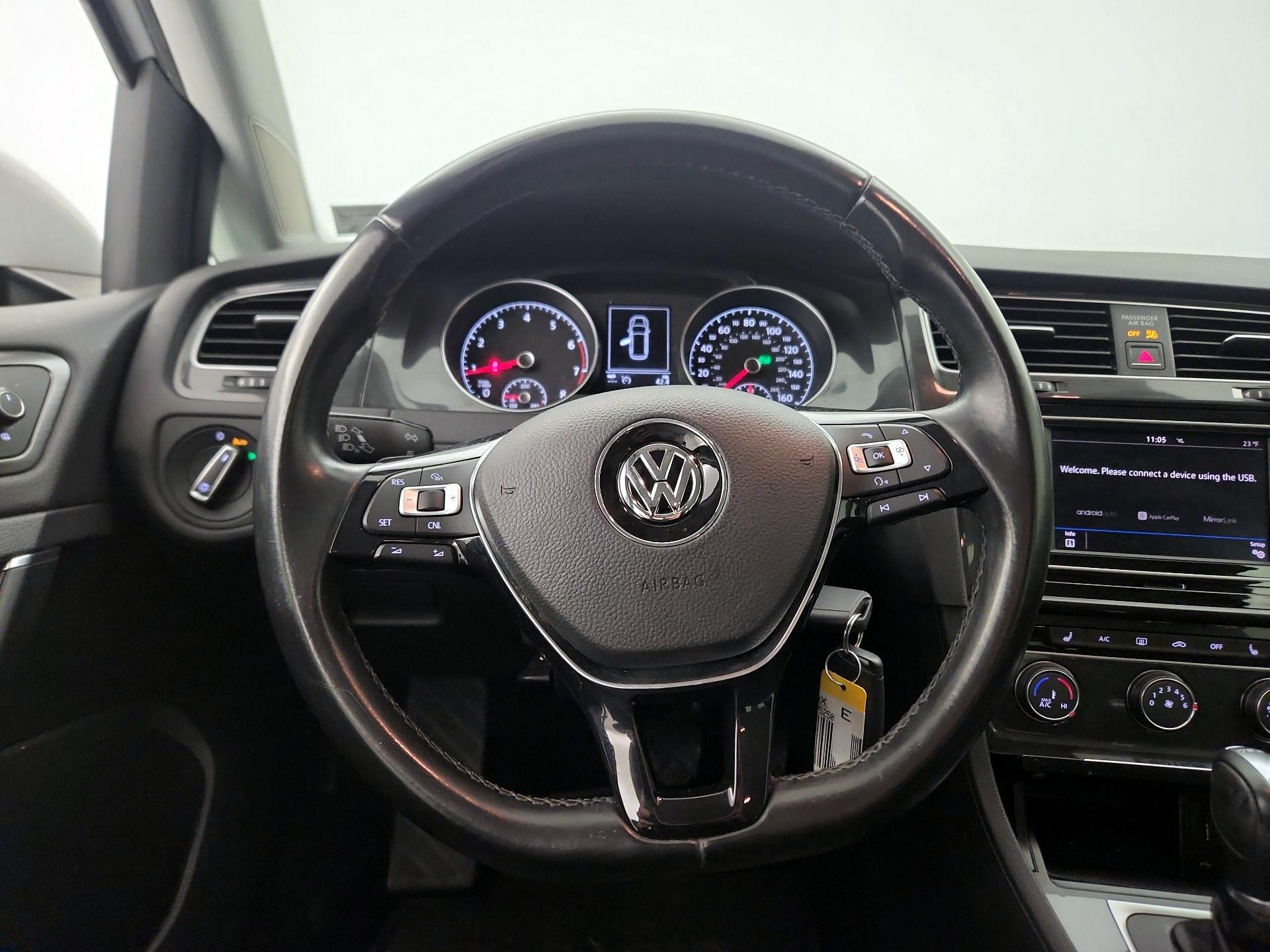 Thumbnail: 2018 Volkswagen Golf - 10