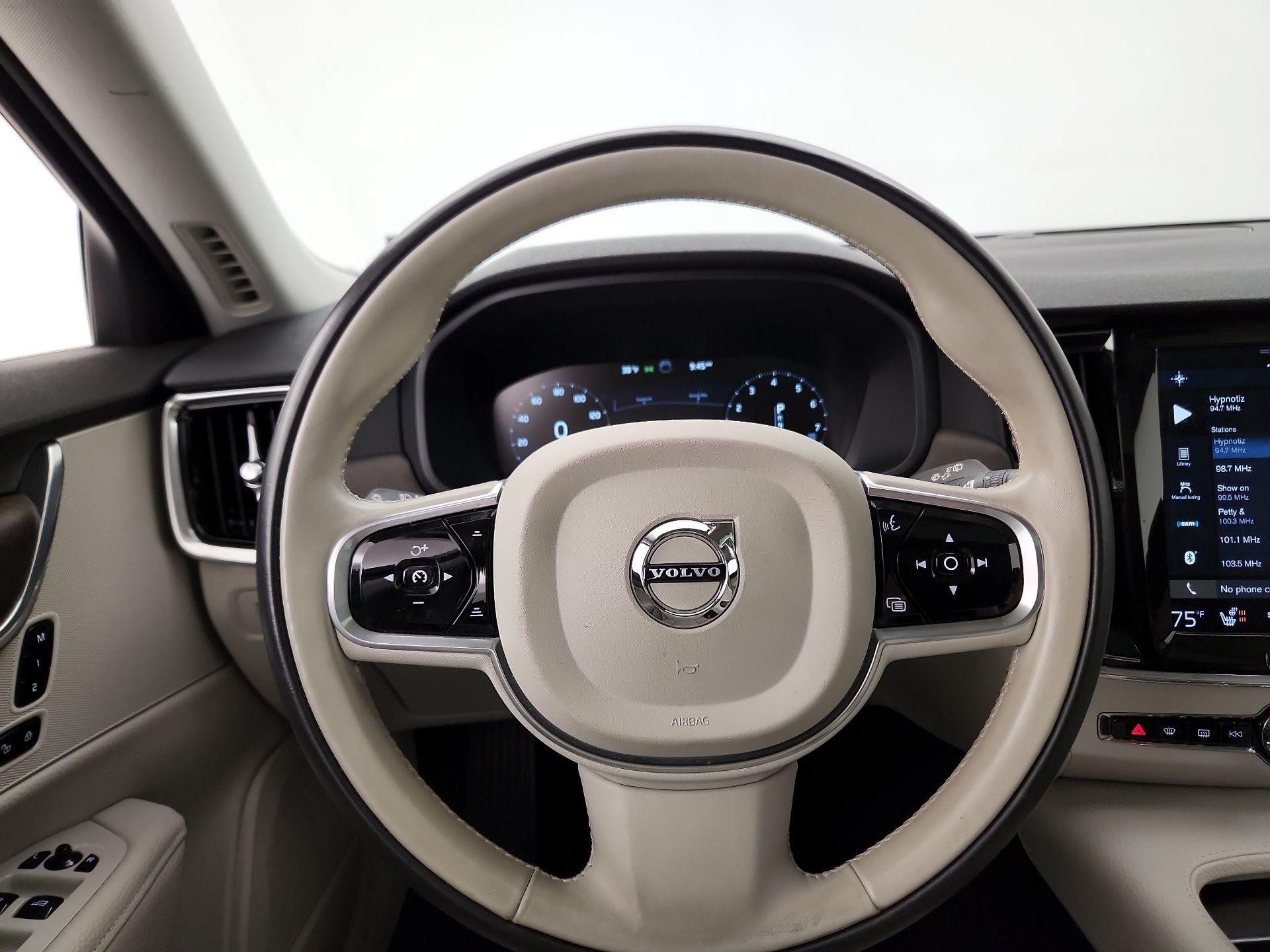 Thumbnail: 2018 Volvo V90 - 10