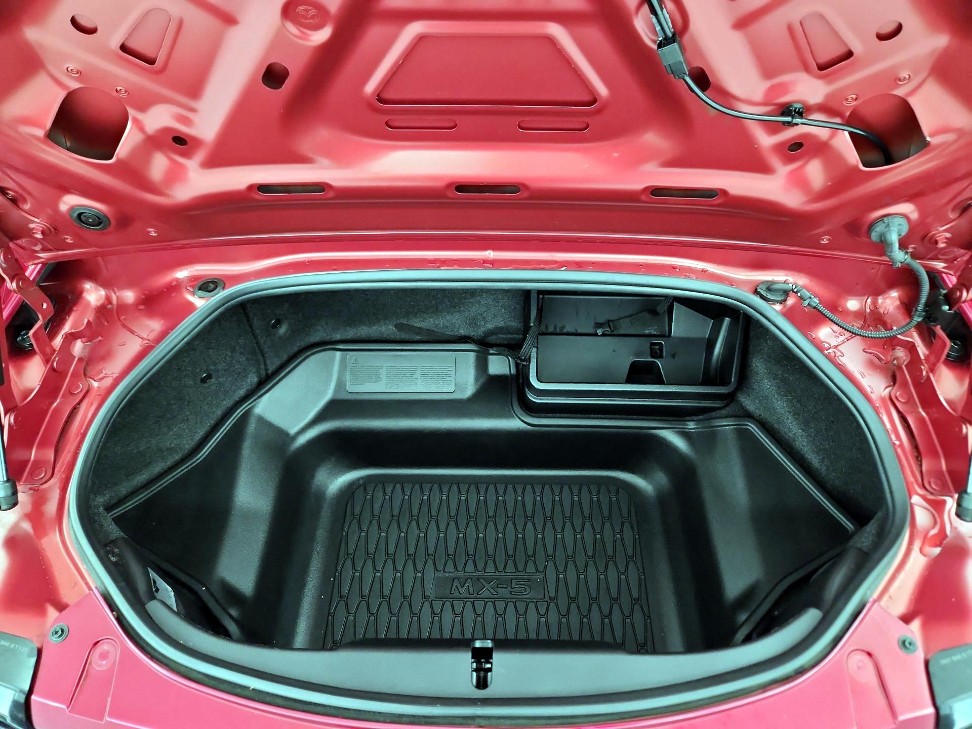 Thumbnail: 2021 Mazda MX-5 Miata - 19