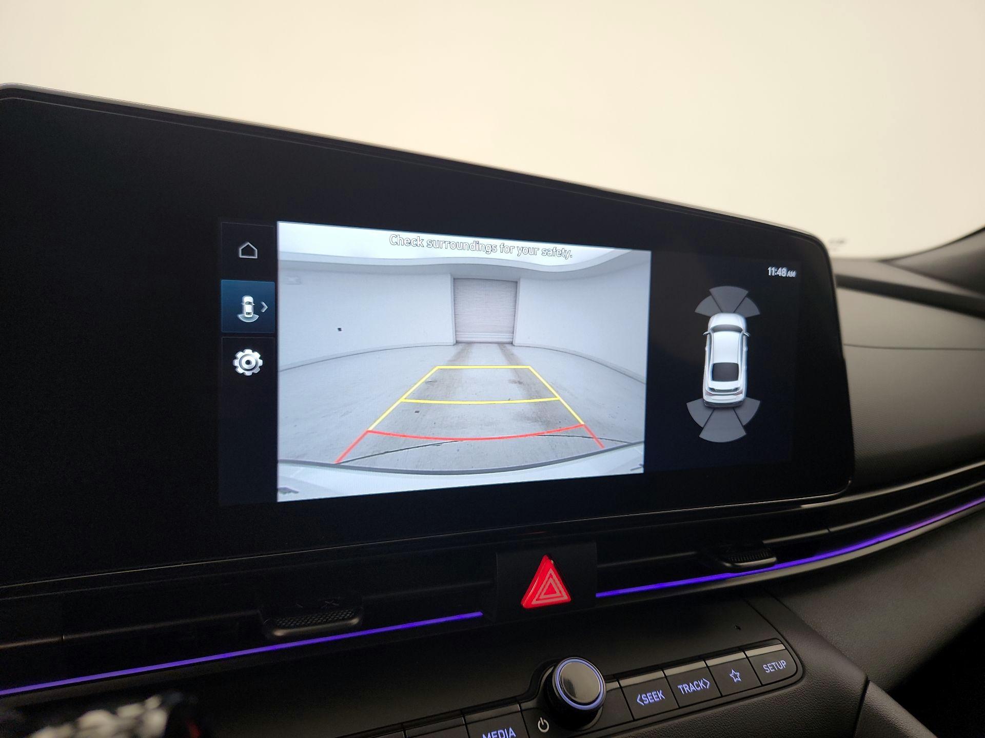 Thumbnail: 2025 Hyundai Elantra - 15