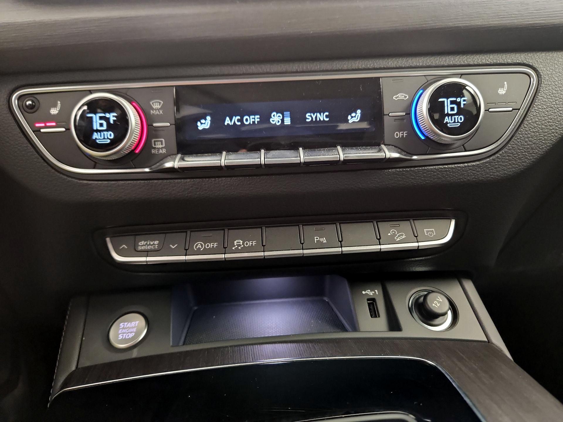 Thumbnail: 2023 Audi Q5 - 17