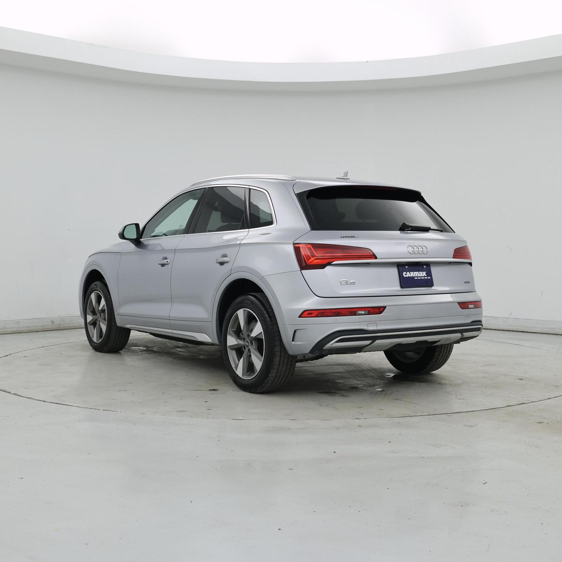 Thumbnail: 2023 Audi Q5 - 2