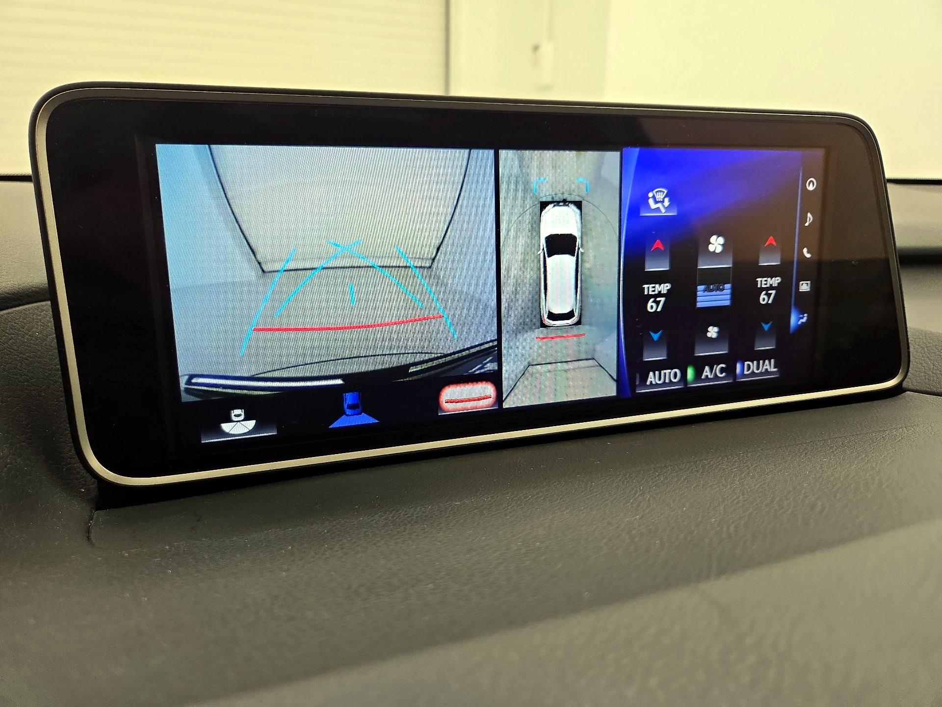 Thumbnail: 2017 Lexus RX - 15