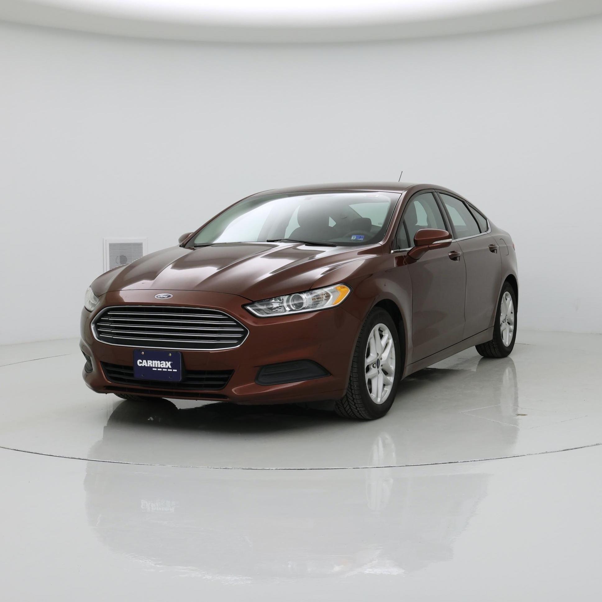 Thumbnail: 2016 Ford Fusion - 4