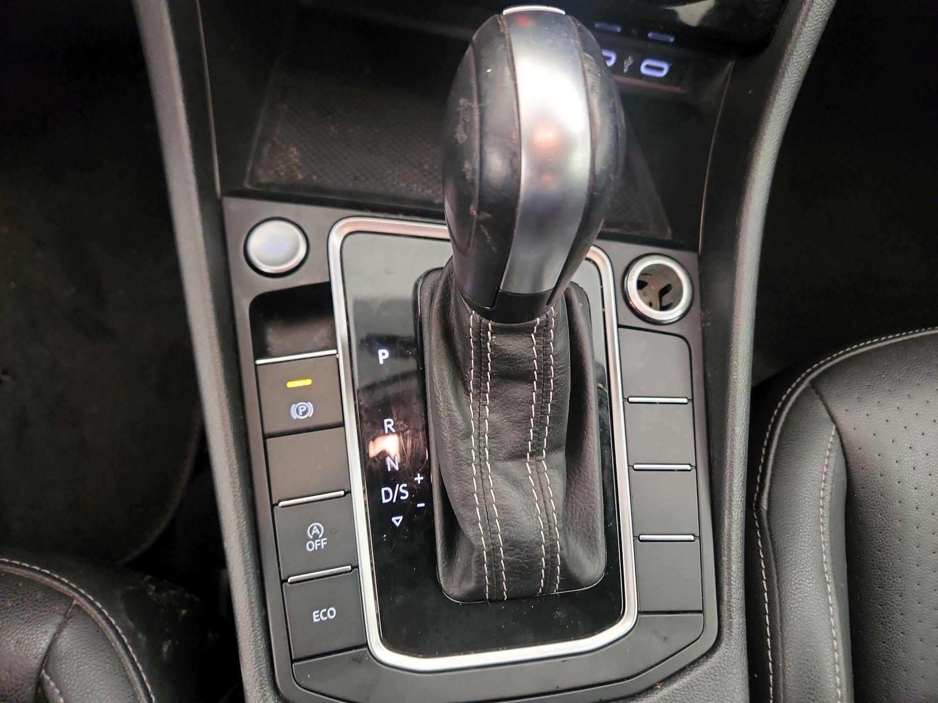 Thumbnail: 2021 Volkswagen Jetta - 17