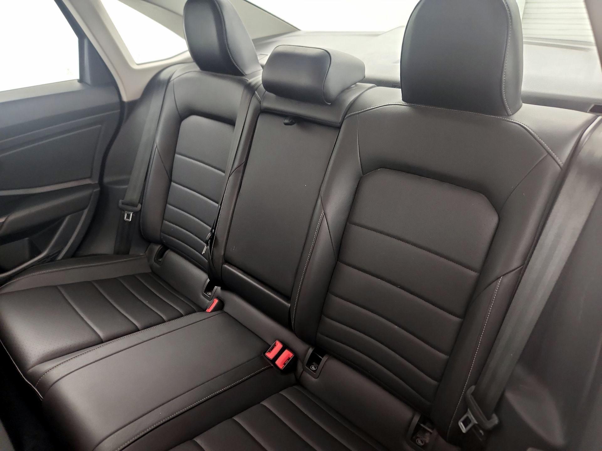 Thumbnail: 2021 Volkswagen Jetta - 20