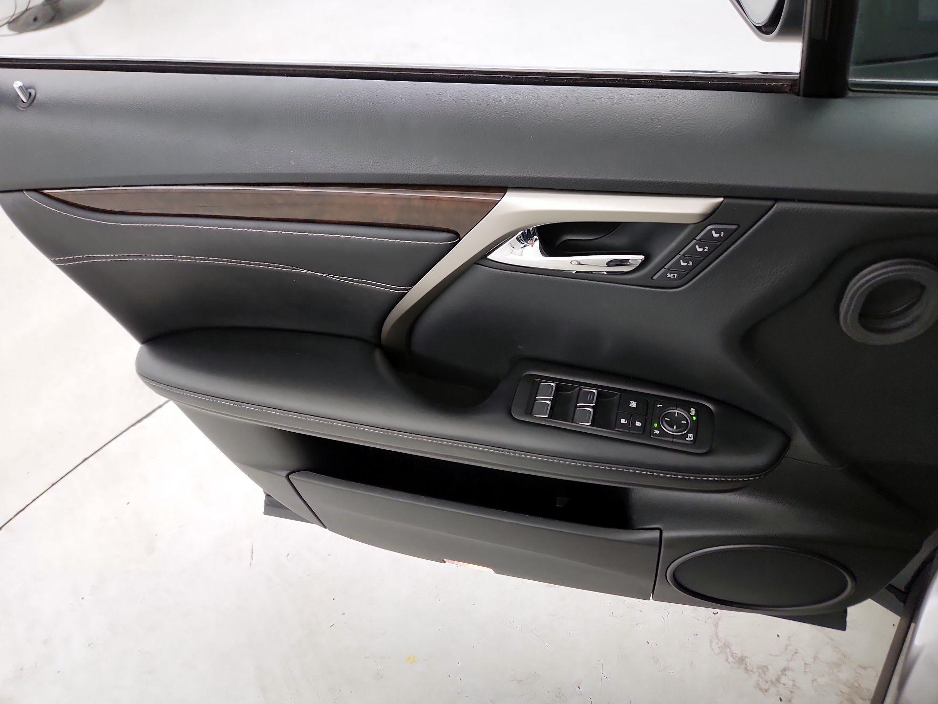 Thumbnail: 2019 Lexus RX - 12