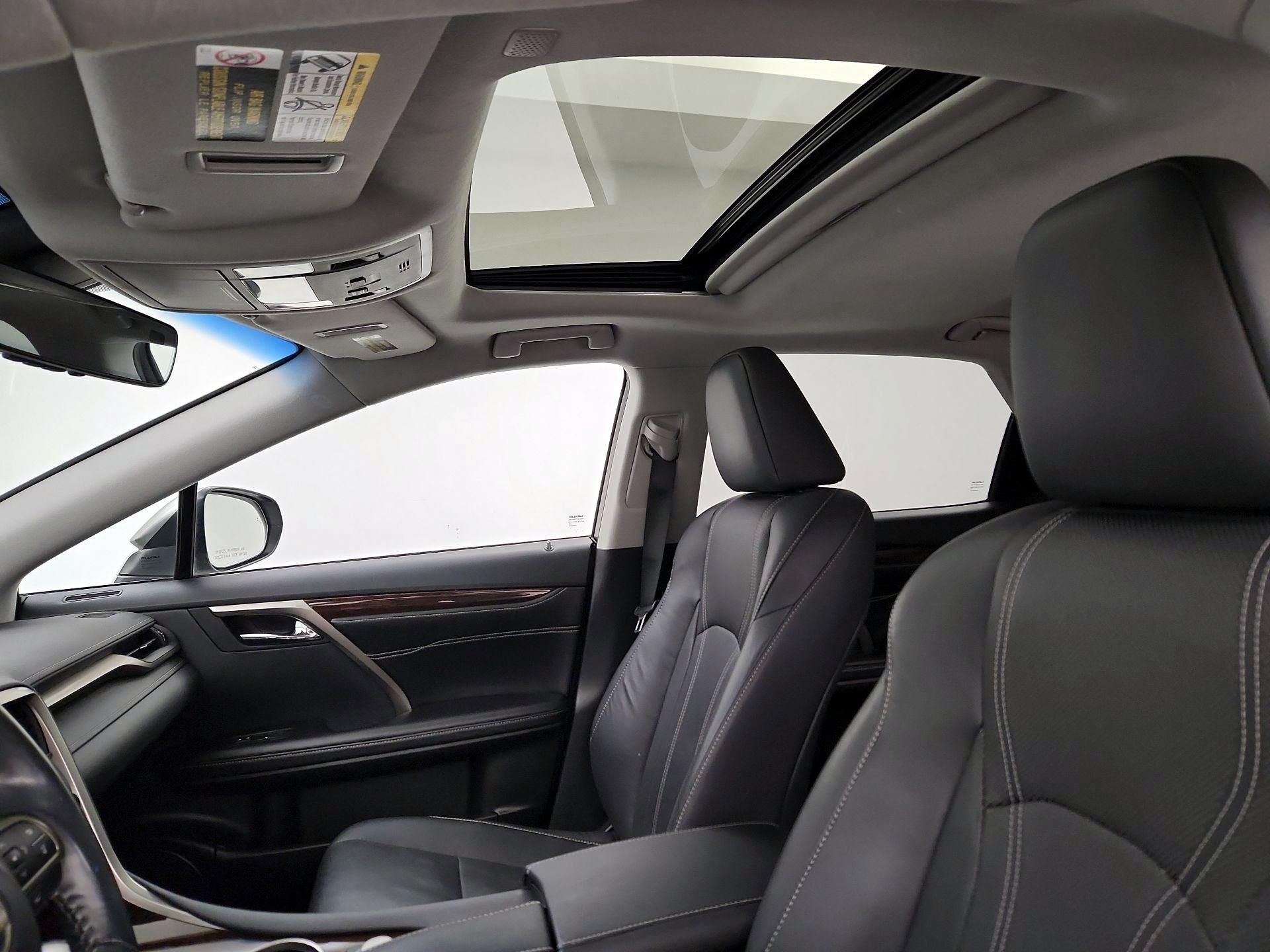 Thumbnail: 2019 Lexus RX - 20