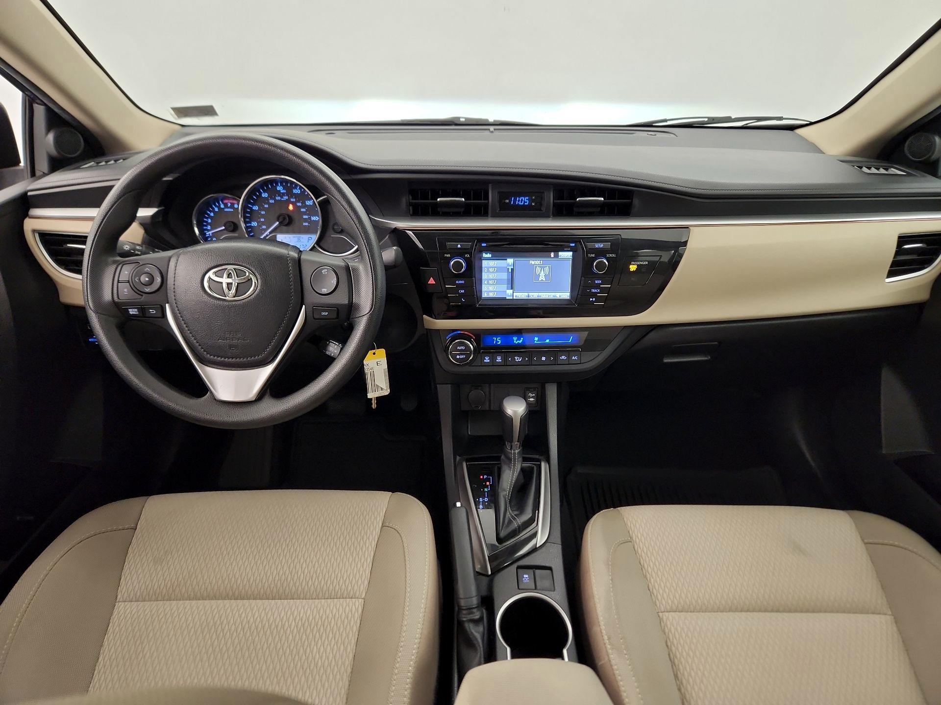 Thumbnail: 2015 Toyota Corolla - 9
