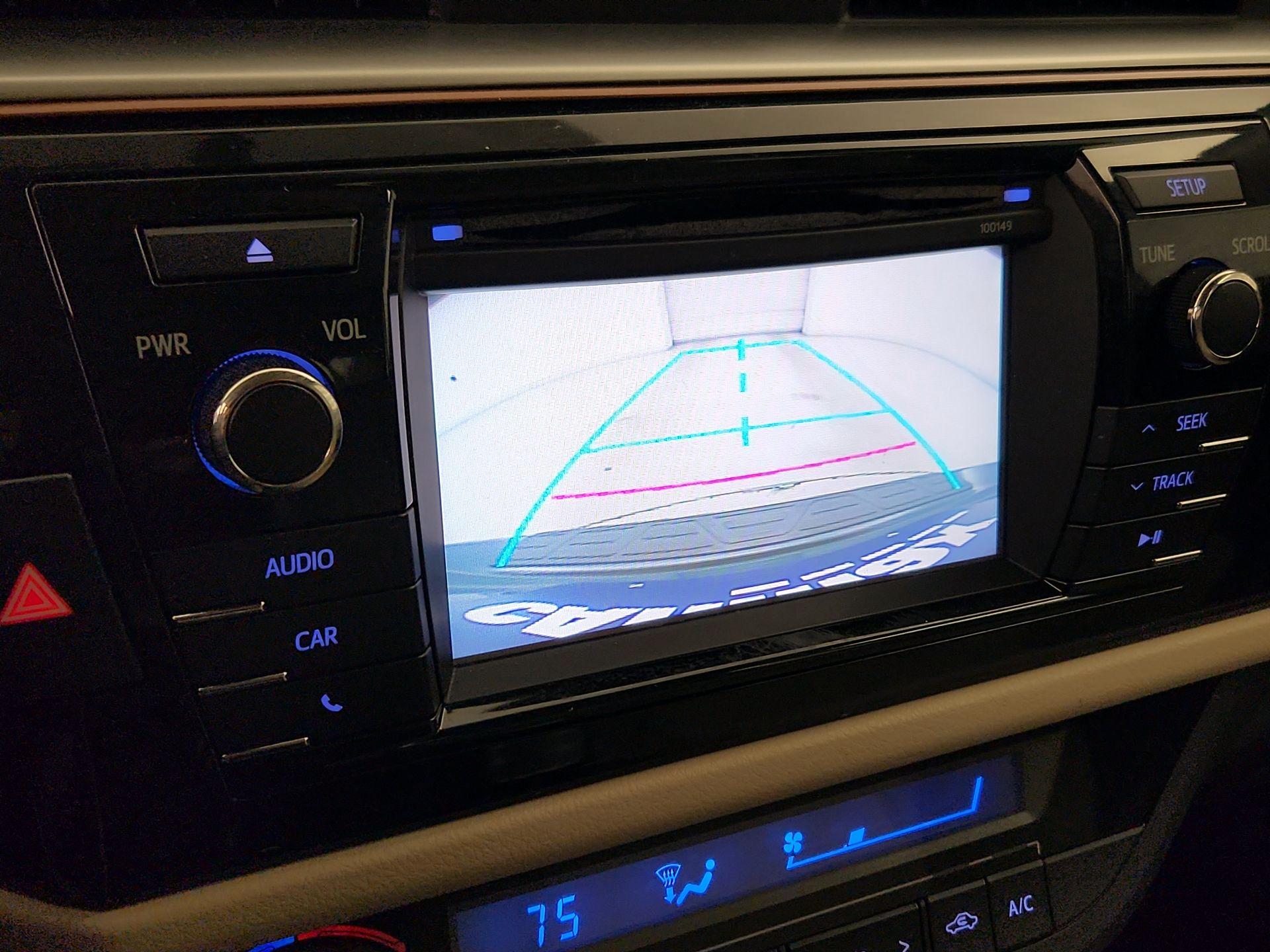 Thumbnail: 2015 Toyota Corolla - 14