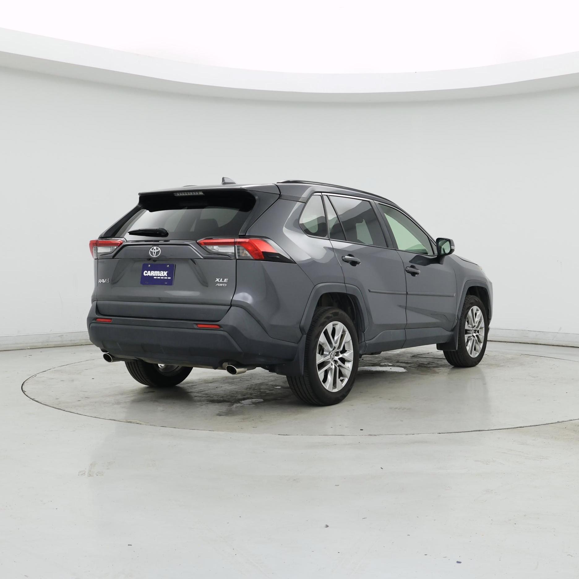 Thumbnail: 2020 Toyota RAV4 - 8