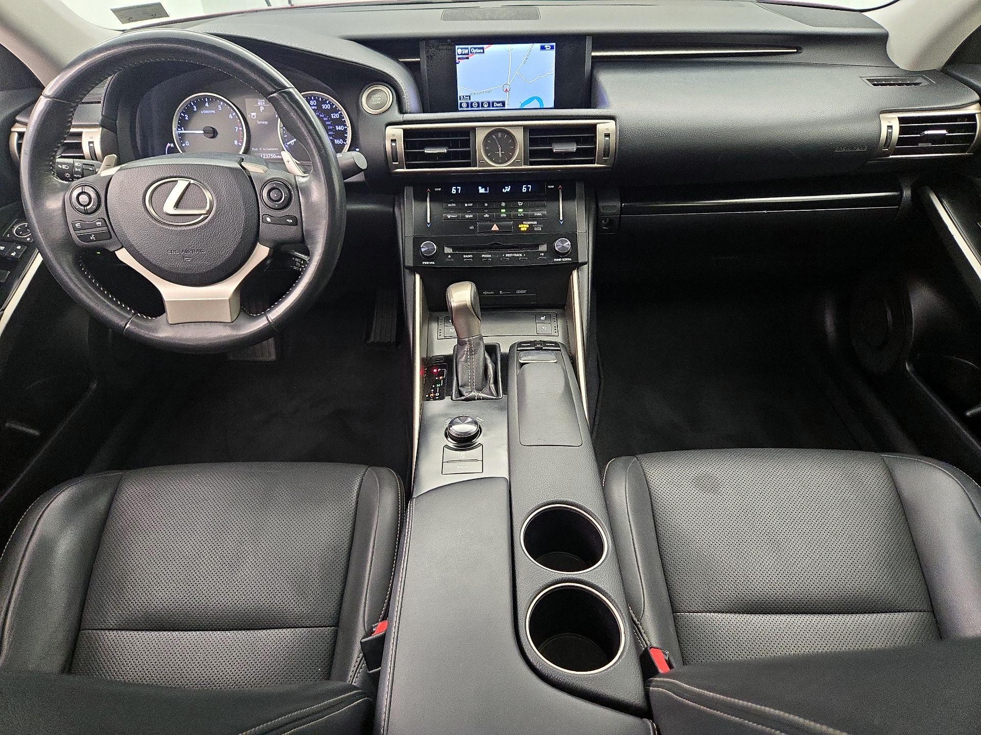 Thumbnail: 2014 Lexus IS - 9