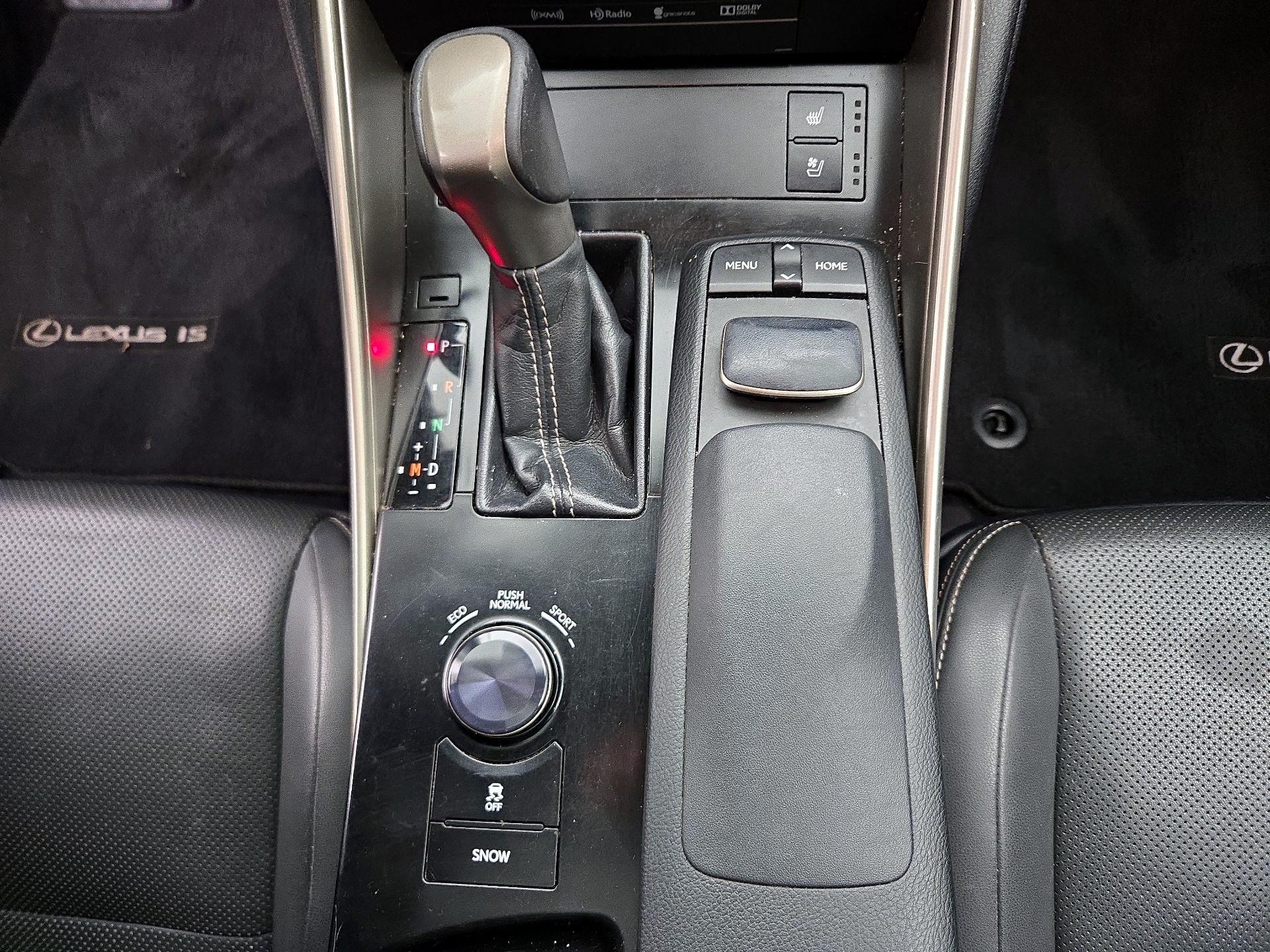 Thumbnail: 2014 Lexus IS - 18