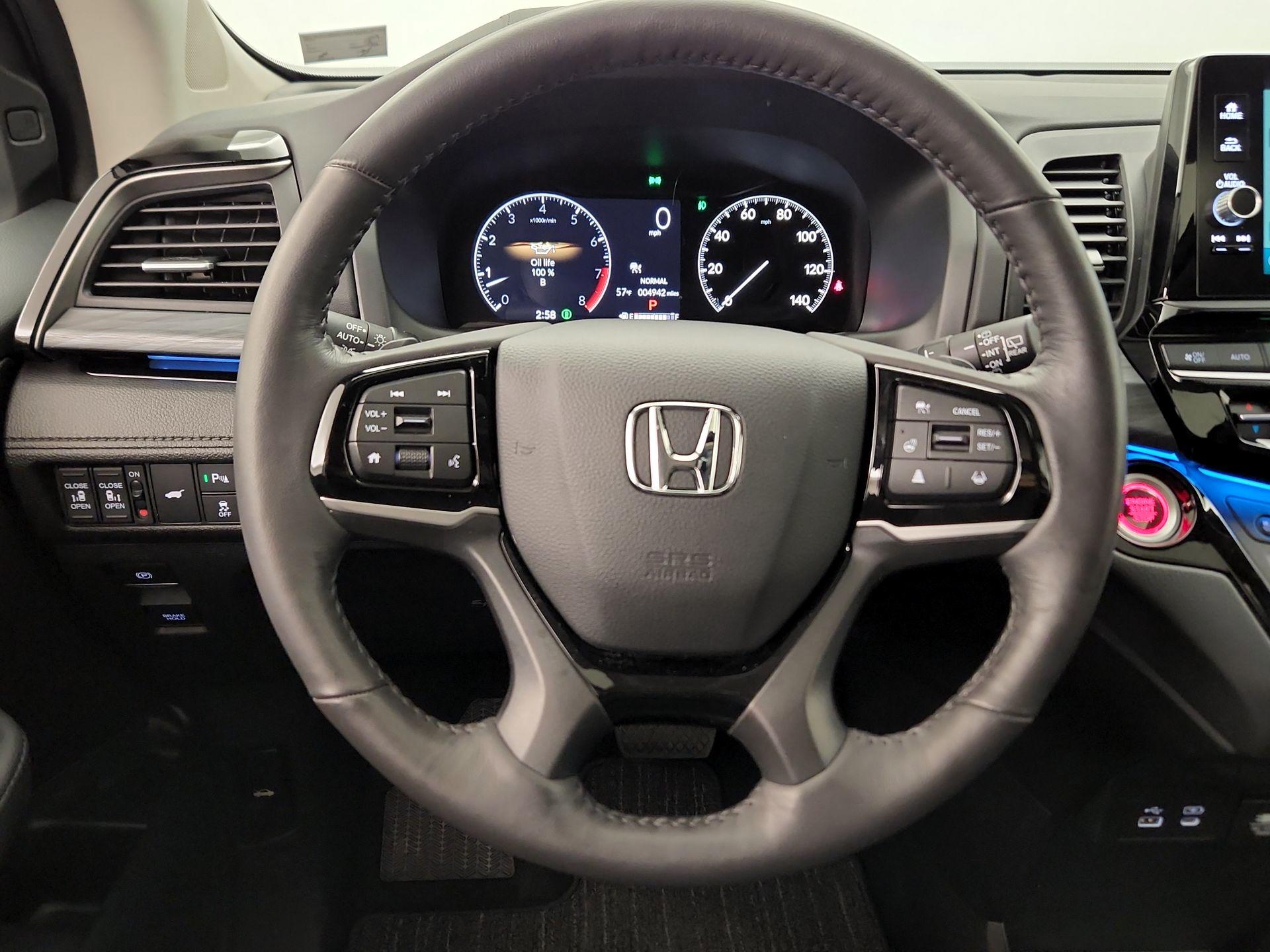 Thumbnail: 2025 Honda Odyssey - 10