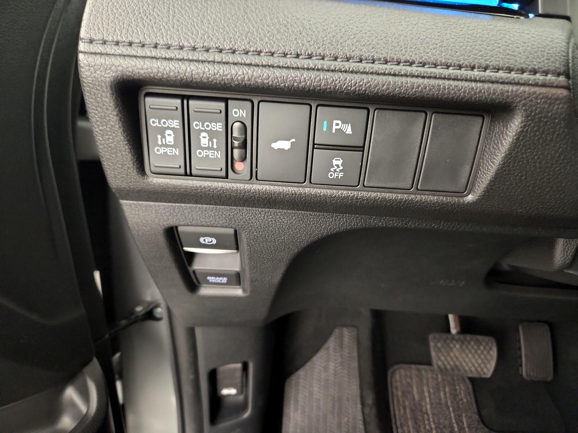 Thumbnail: 2025 Honda Odyssey - 13