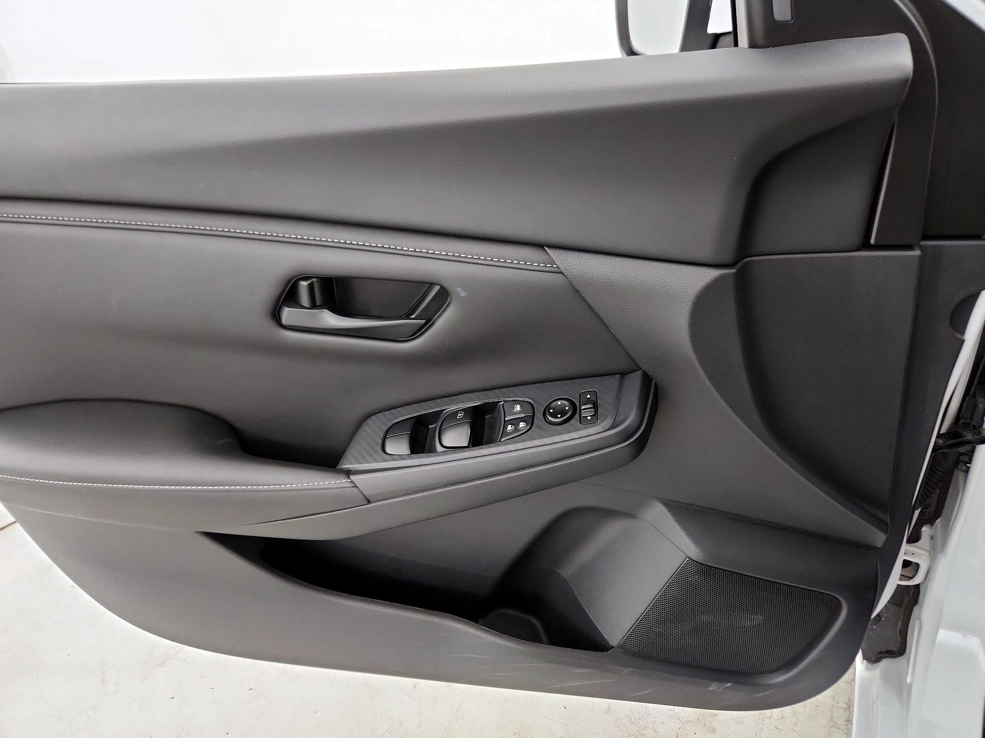 Thumbnail: 2024 Nissan Sentra - 12