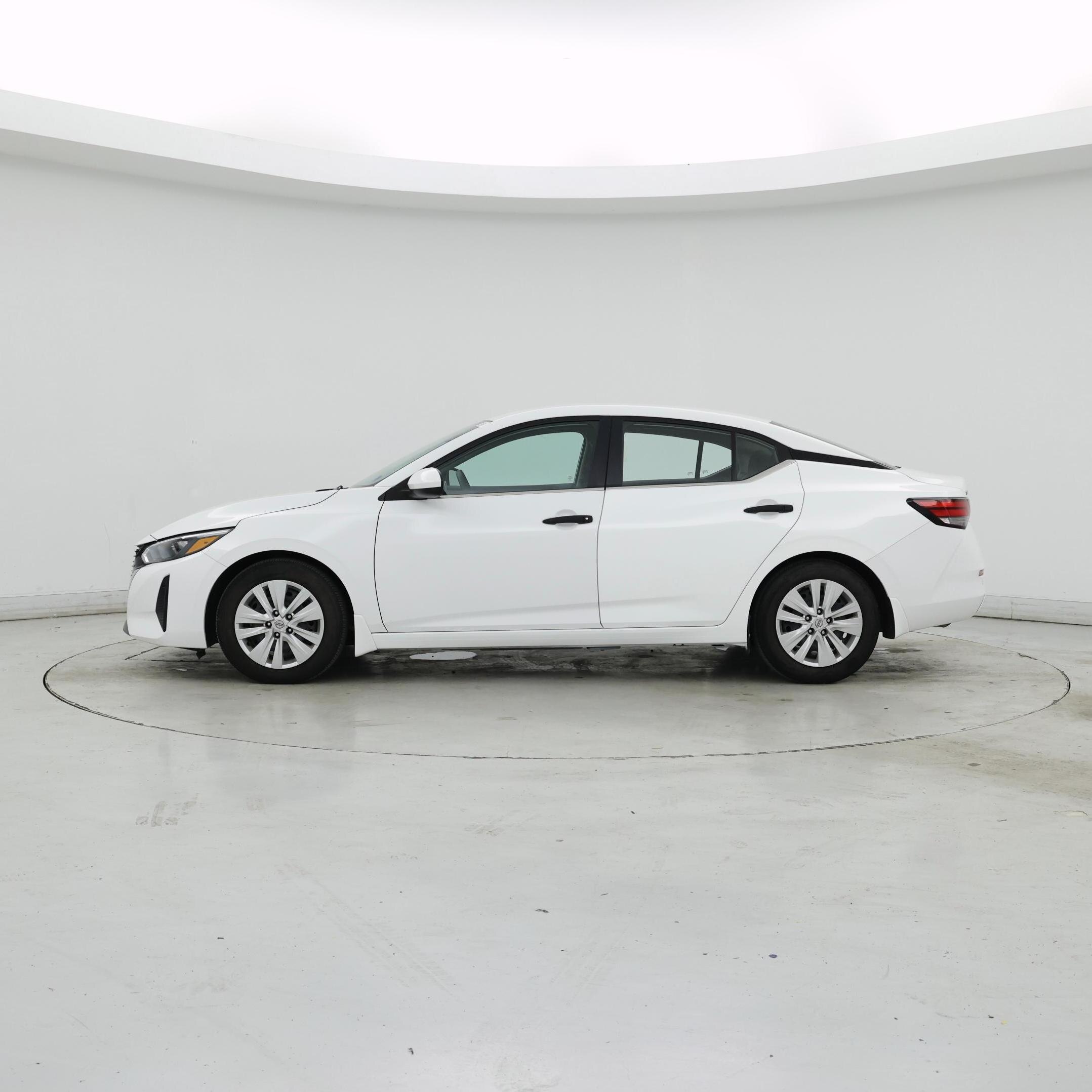 Thumbnail: 2024 Nissan Sentra - 3