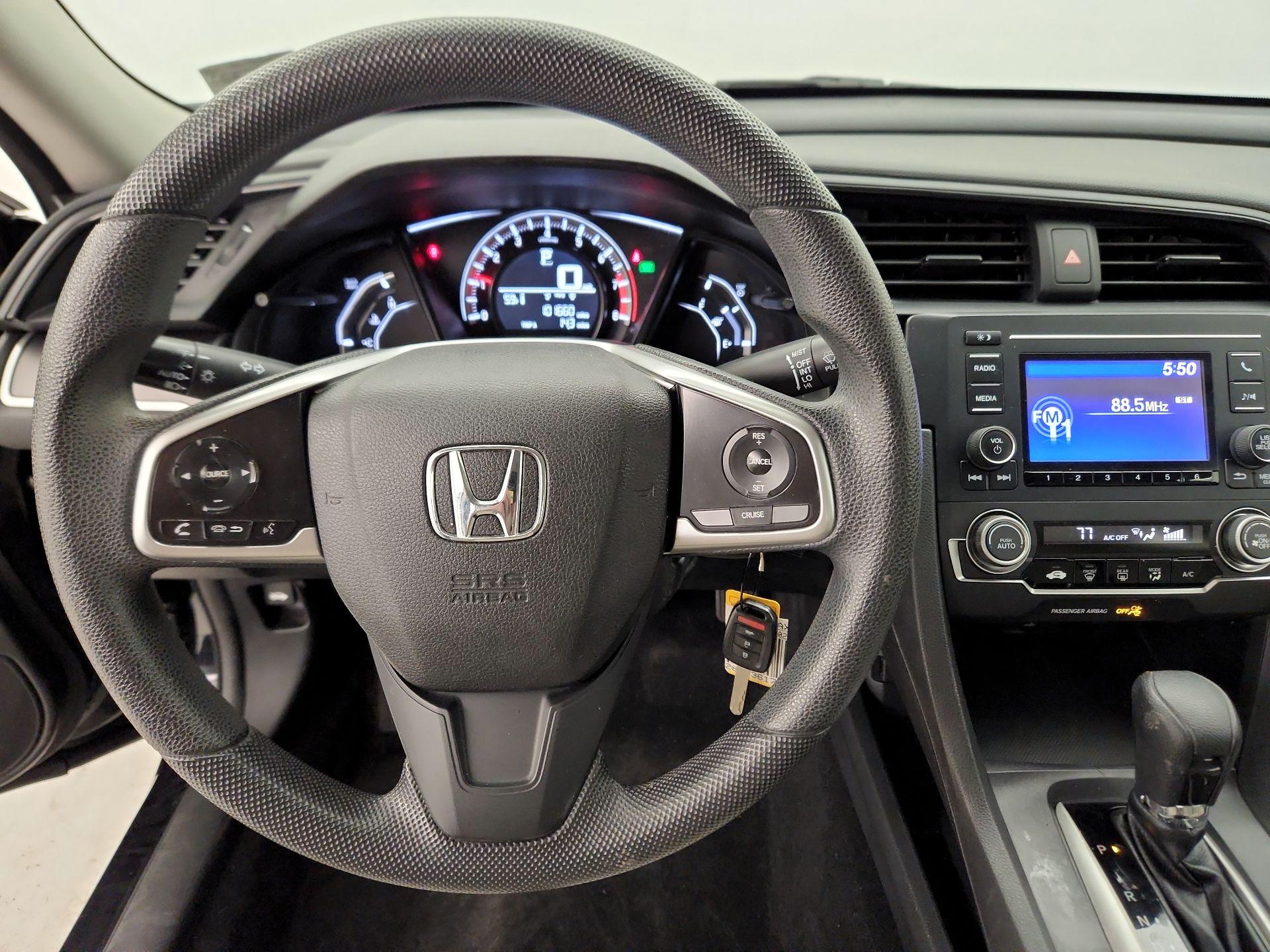 Thumbnail: 2016 Honda Civic - 10