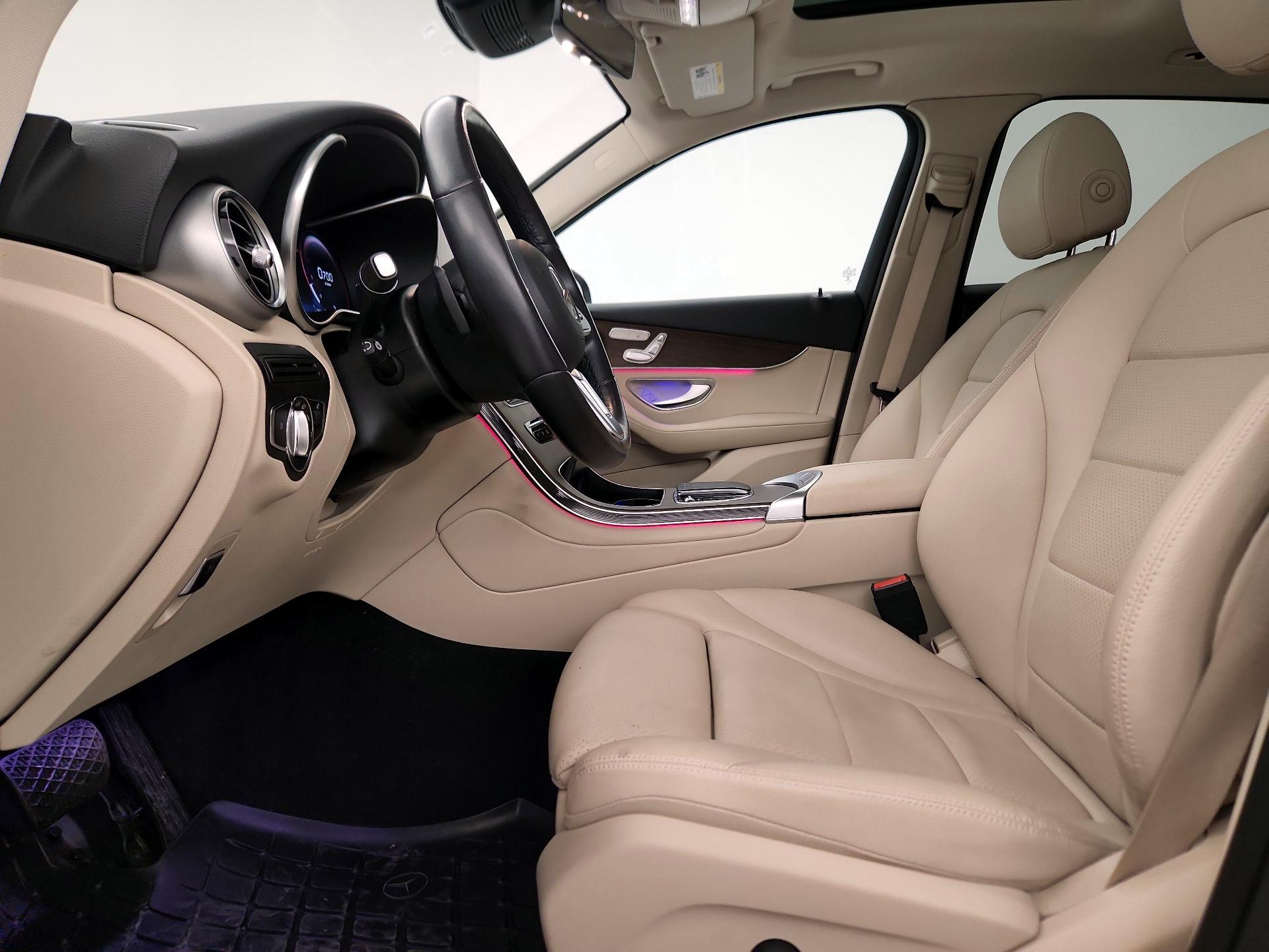 Thumbnail: 2022 Mercedes-Benz GLC - 11