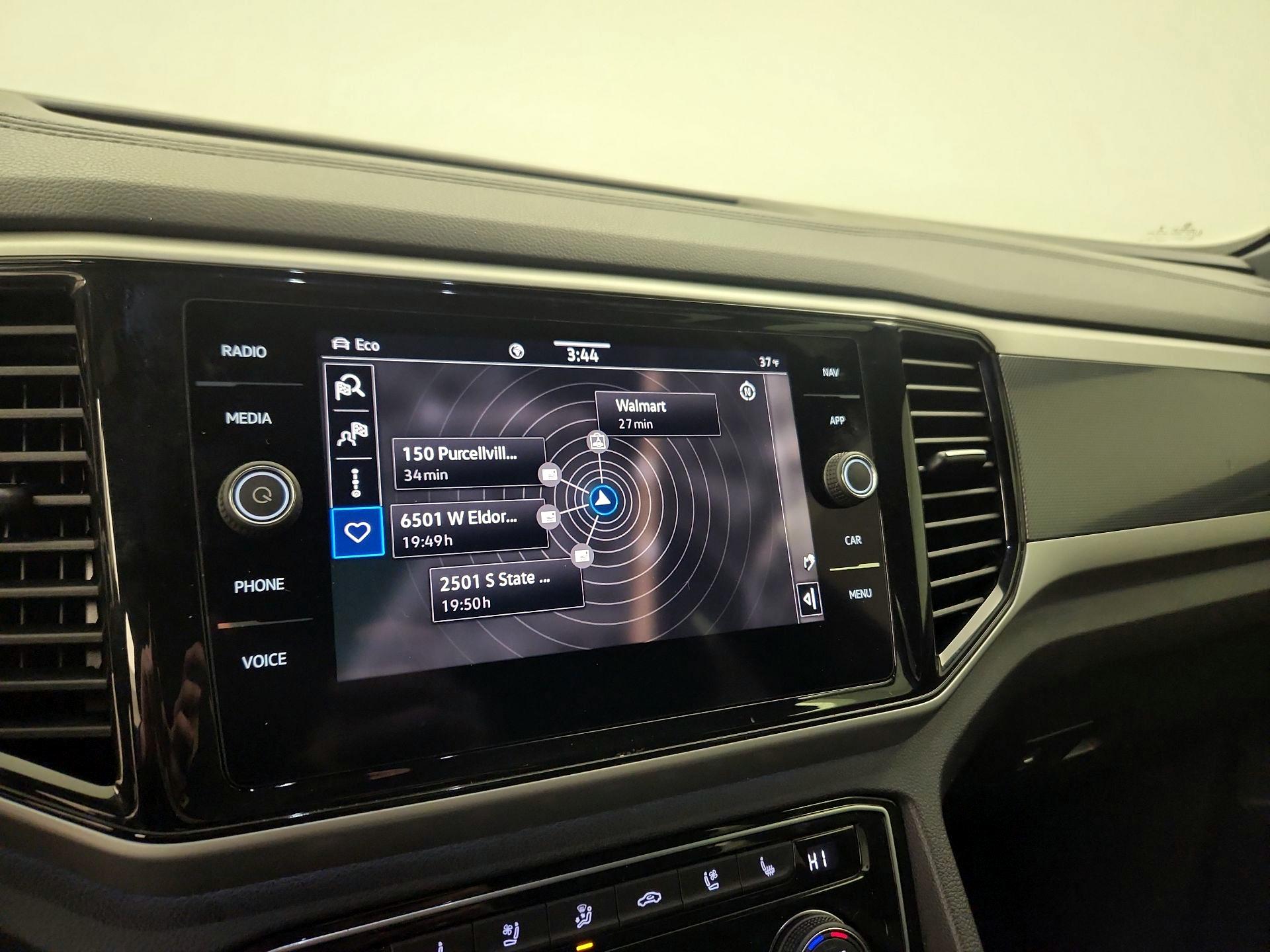 Thumbnail: 2021 Volkswagen Atlas - 14