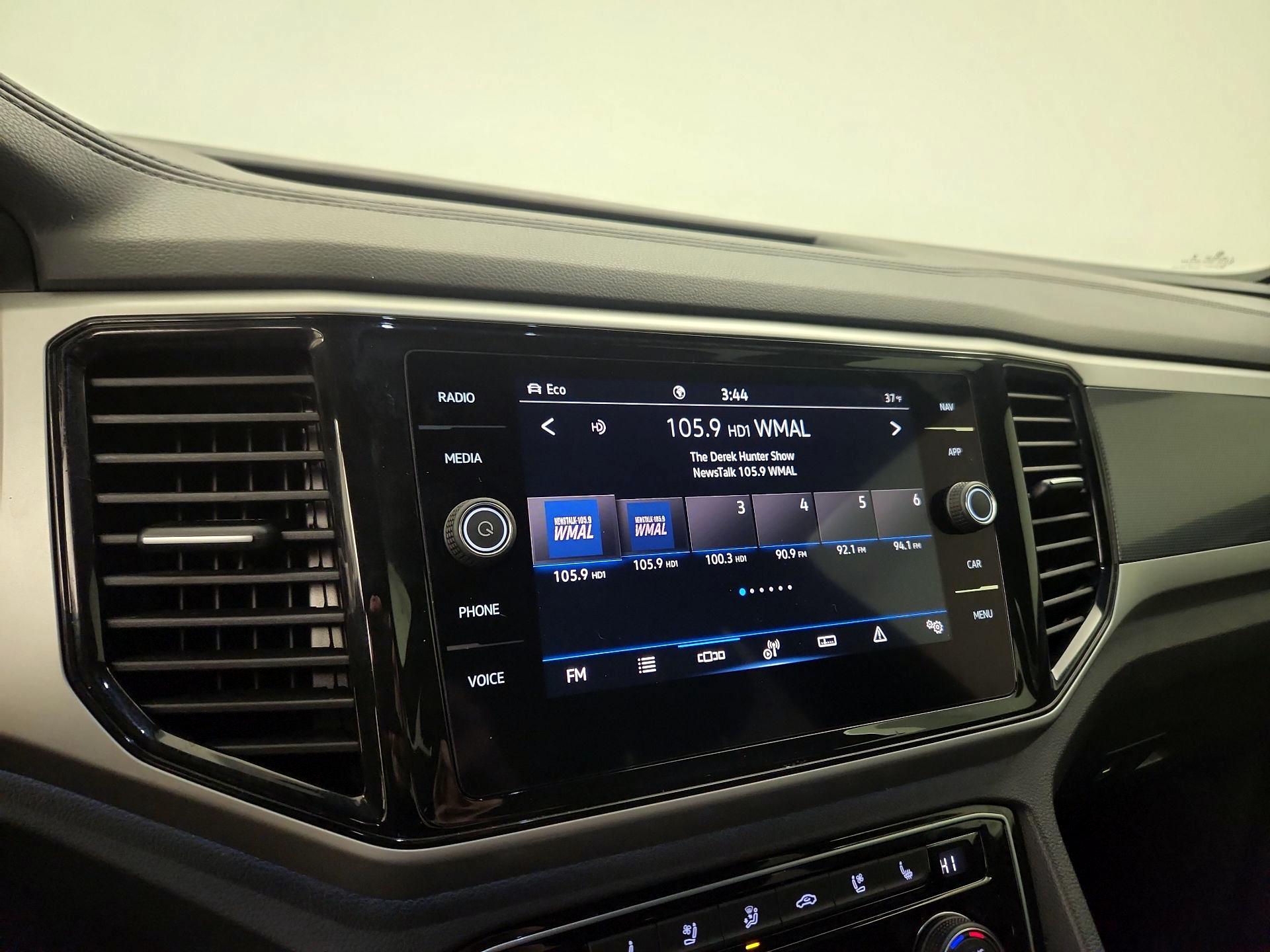 Thumbnail: 2021 Volkswagen Atlas - 16