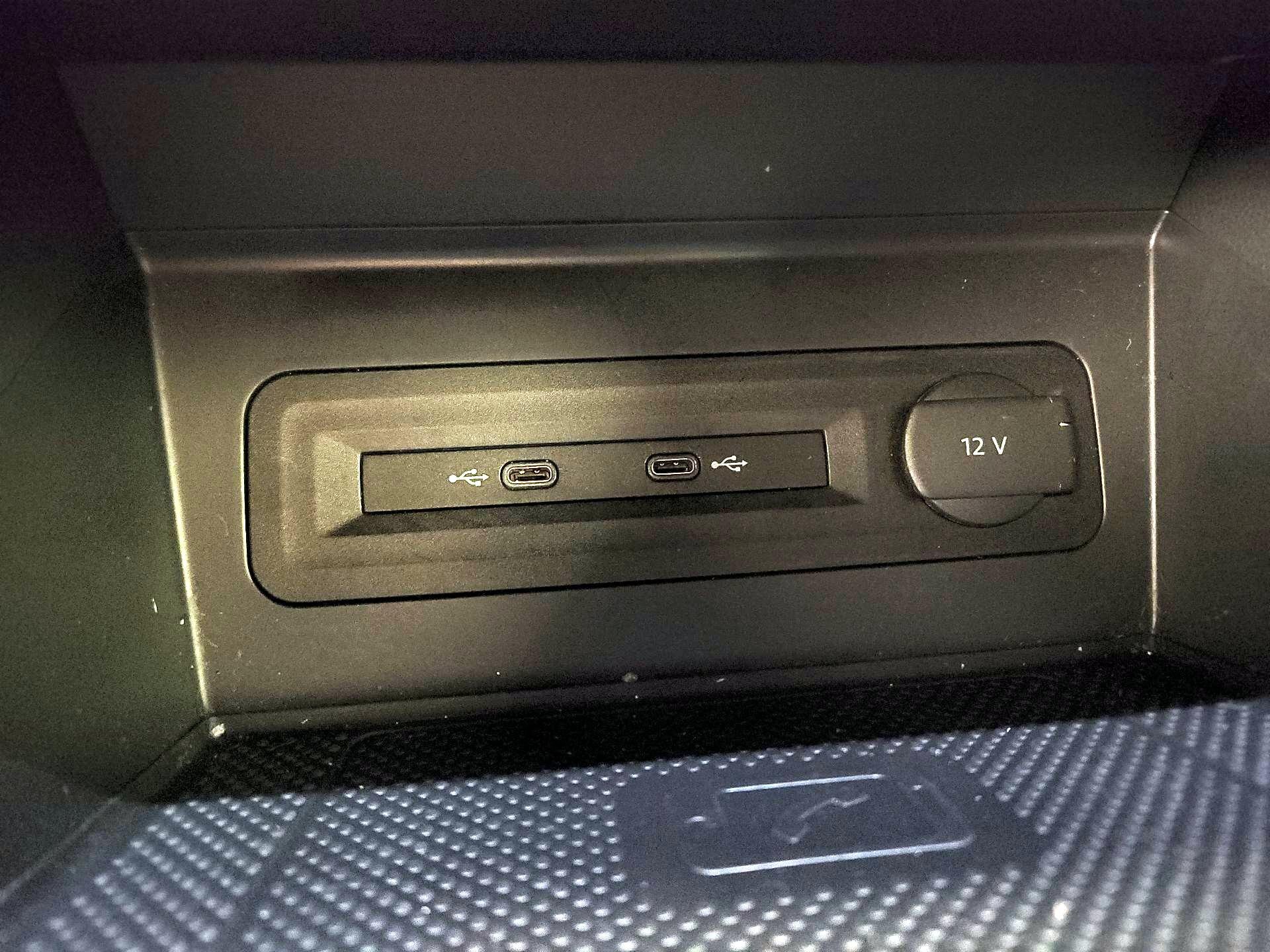 Thumbnail: 2021 Volkswagen Atlas - 19