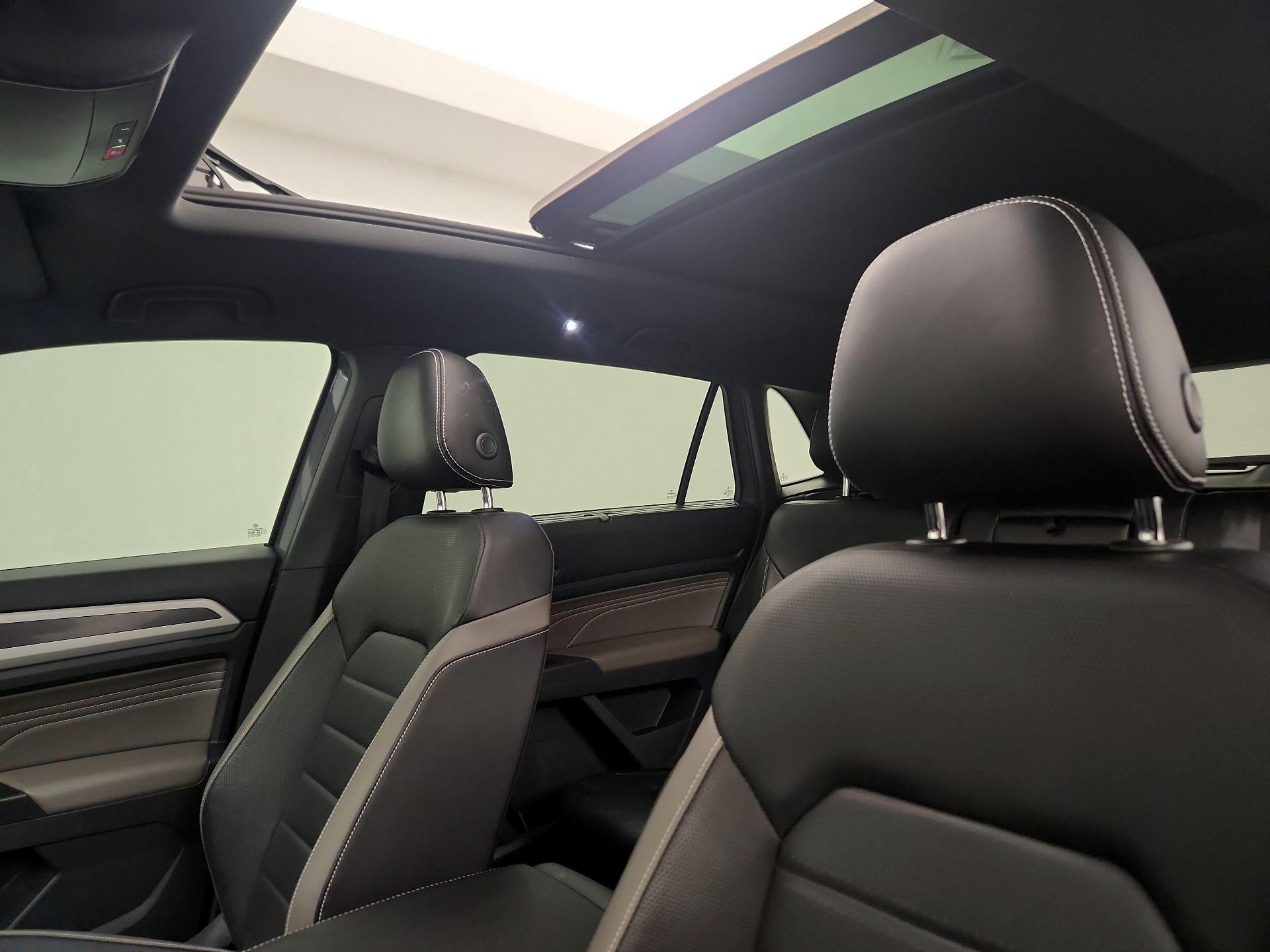 Thumbnail: 2021 Volkswagen Atlas - 20