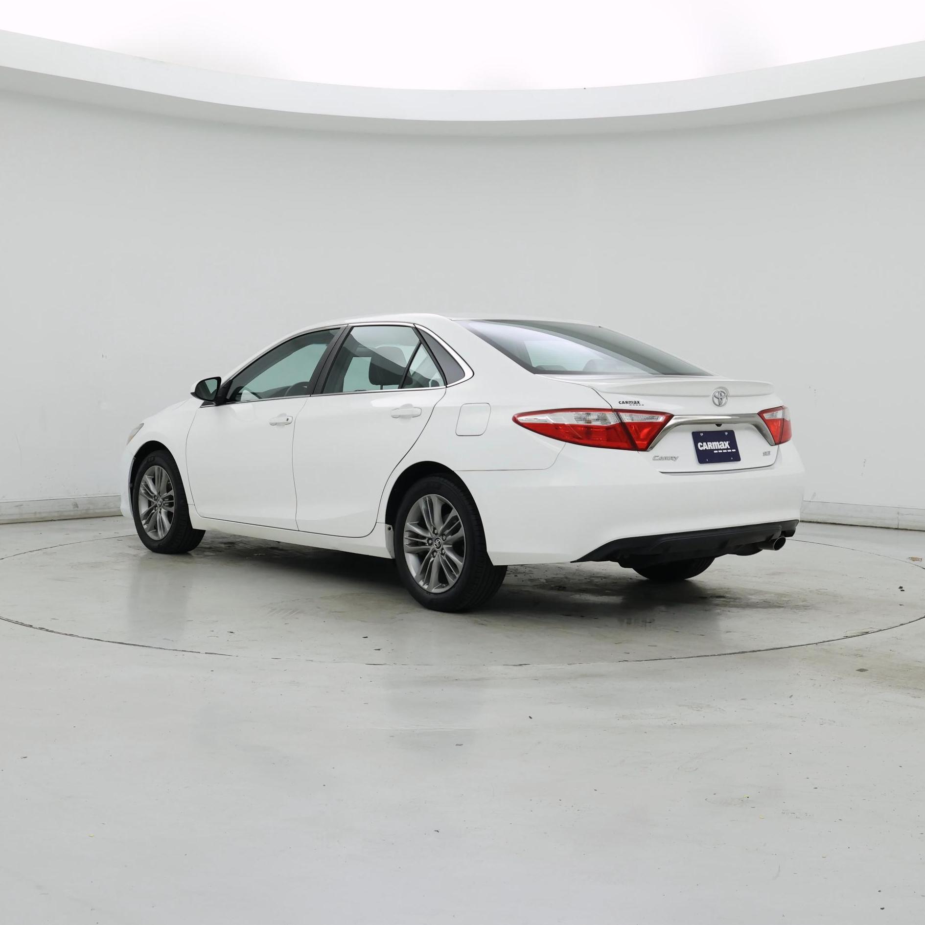 Thumbnail: 2016 Toyota Camry - 2