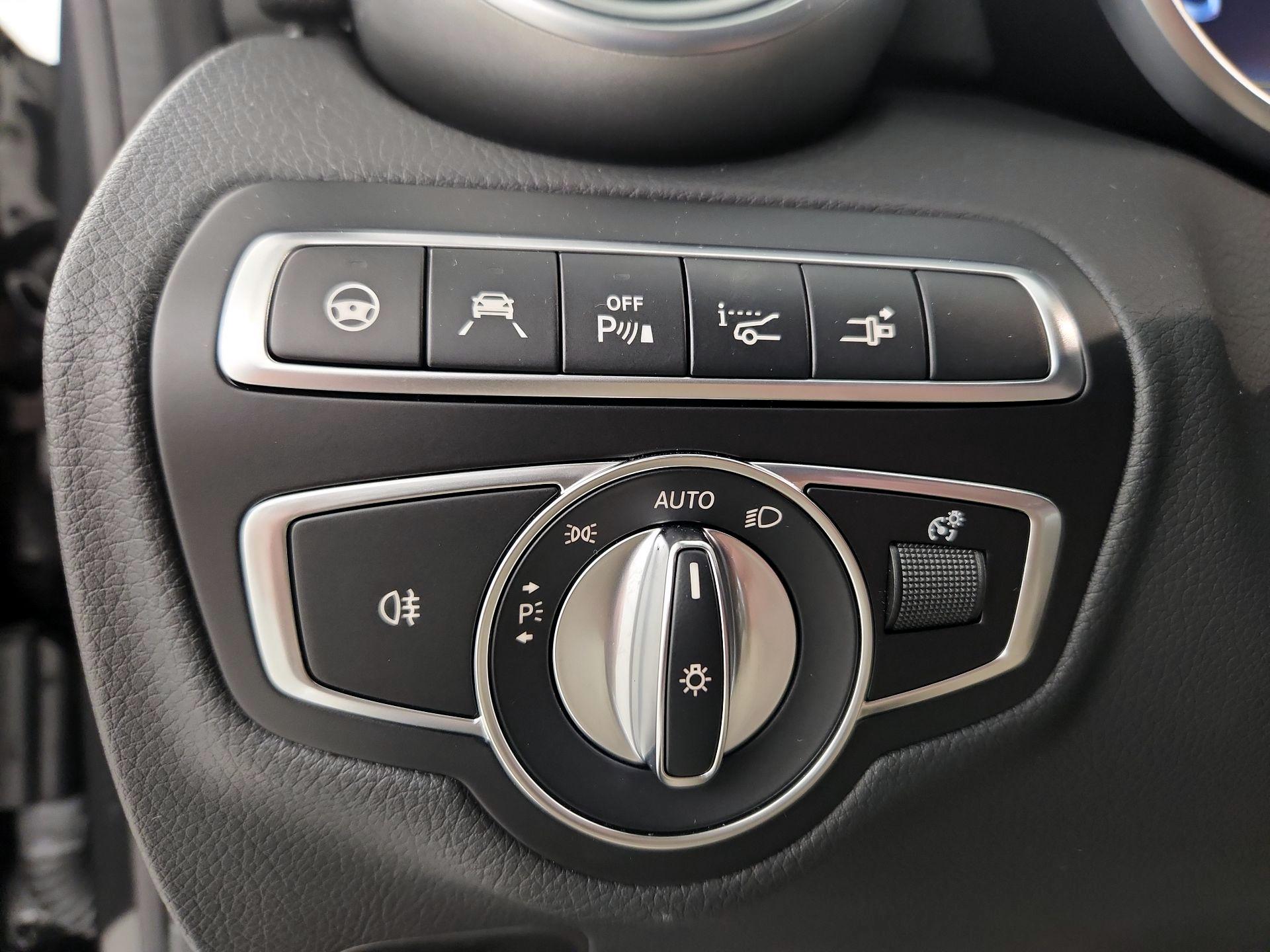 Thumbnail: 2019 Mercedes-Benz C-Class - 13