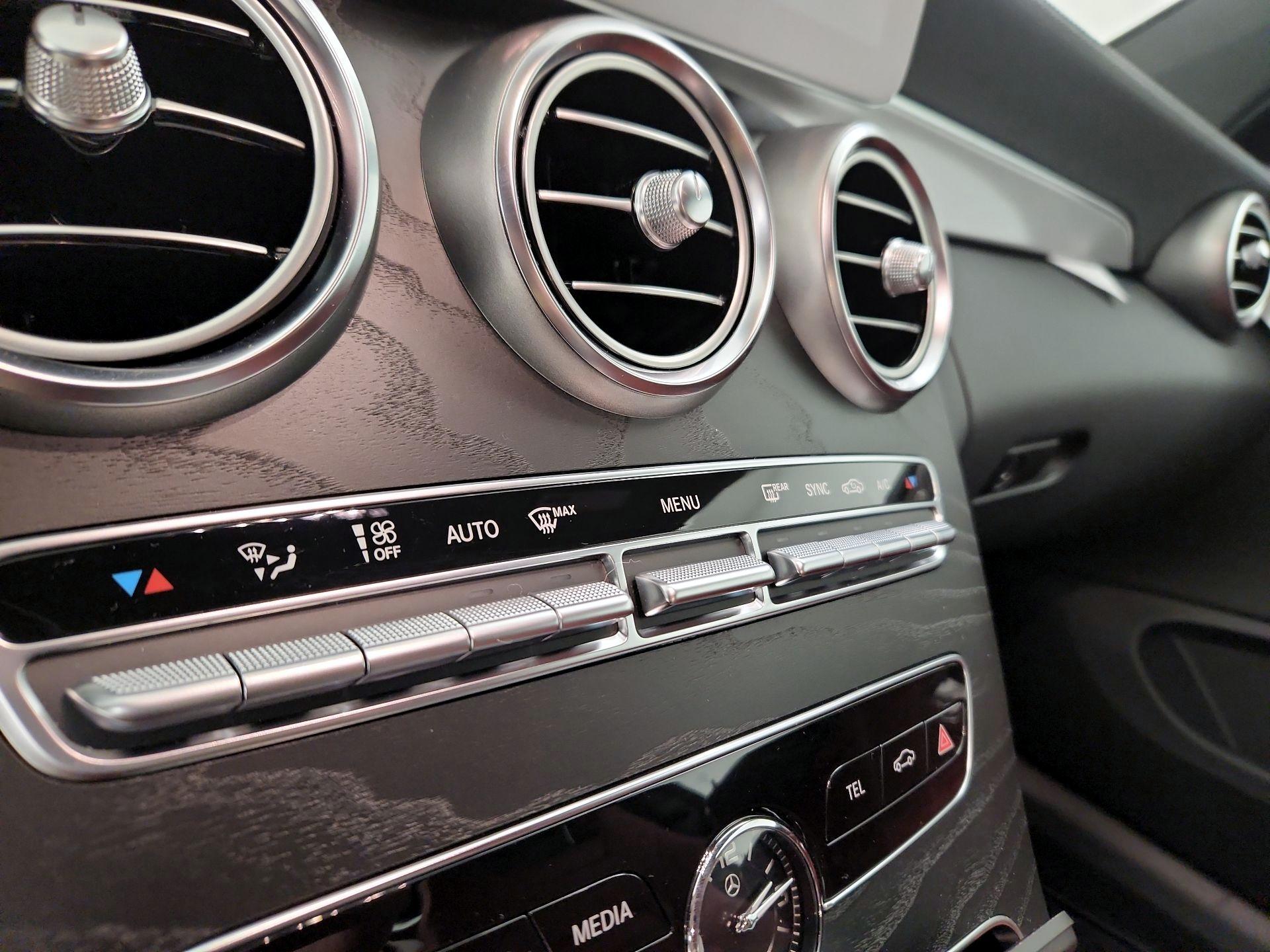 Thumbnail: 2019 Mercedes-Benz C-Class - 17