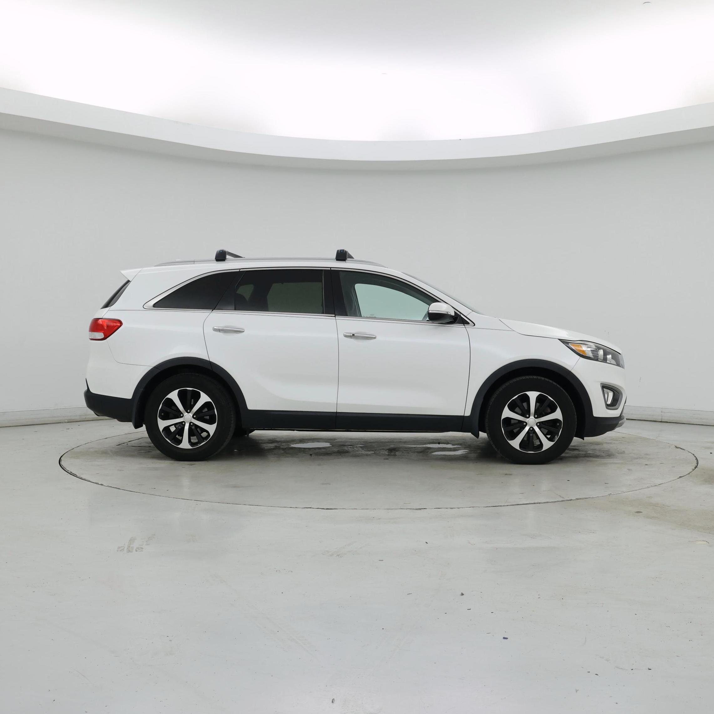 Thumbnail: 2016 Kia Sorento - 7