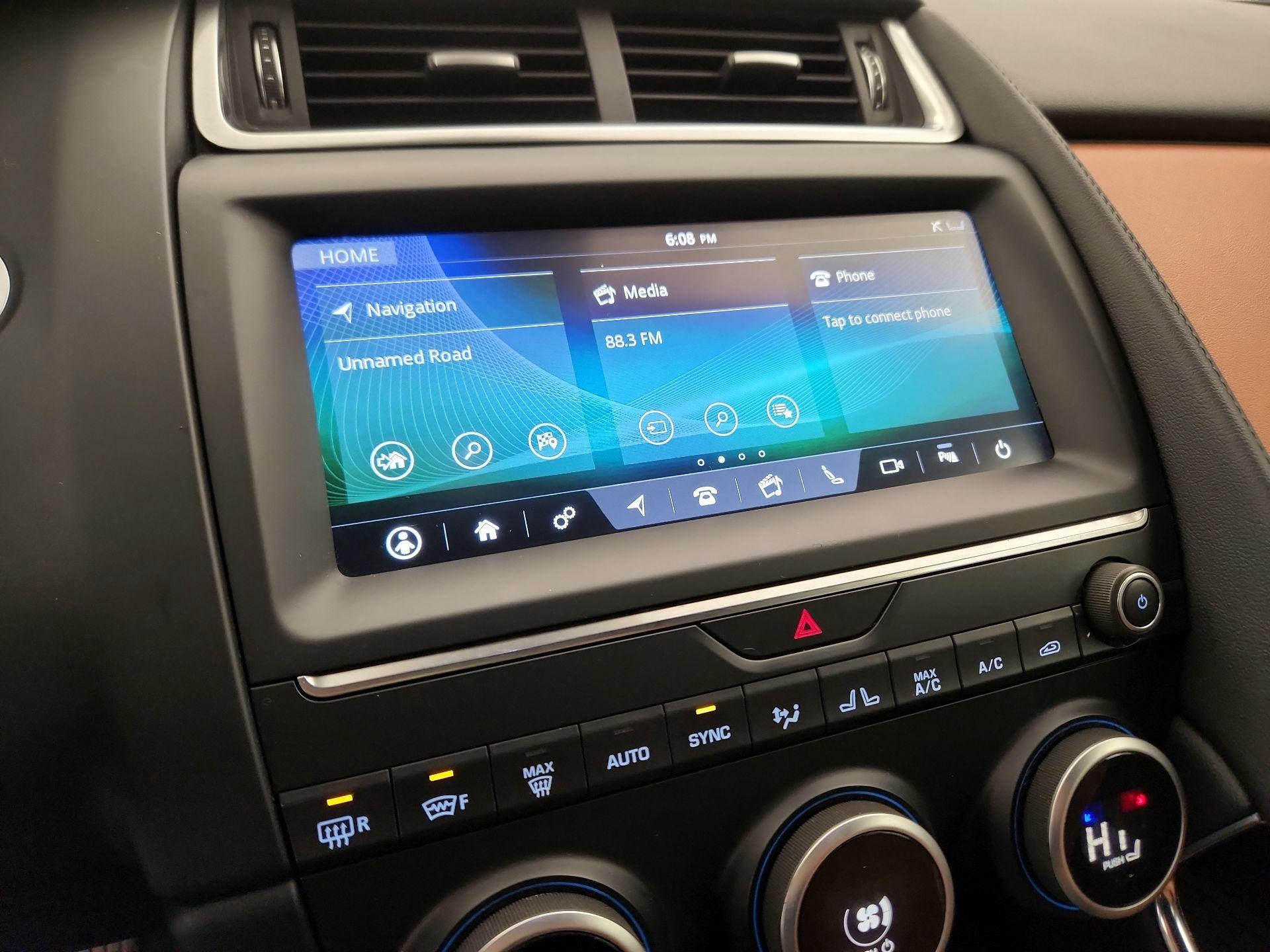 Thumbnail: 2020 Jaguar E-Pace - 16